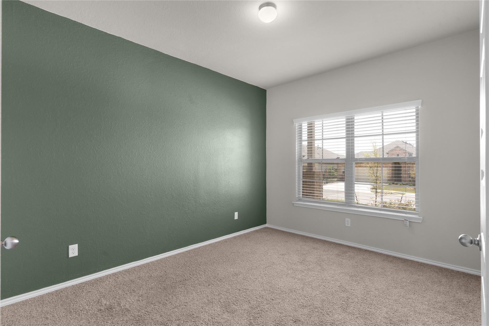 1027 Slight ST — photo 4