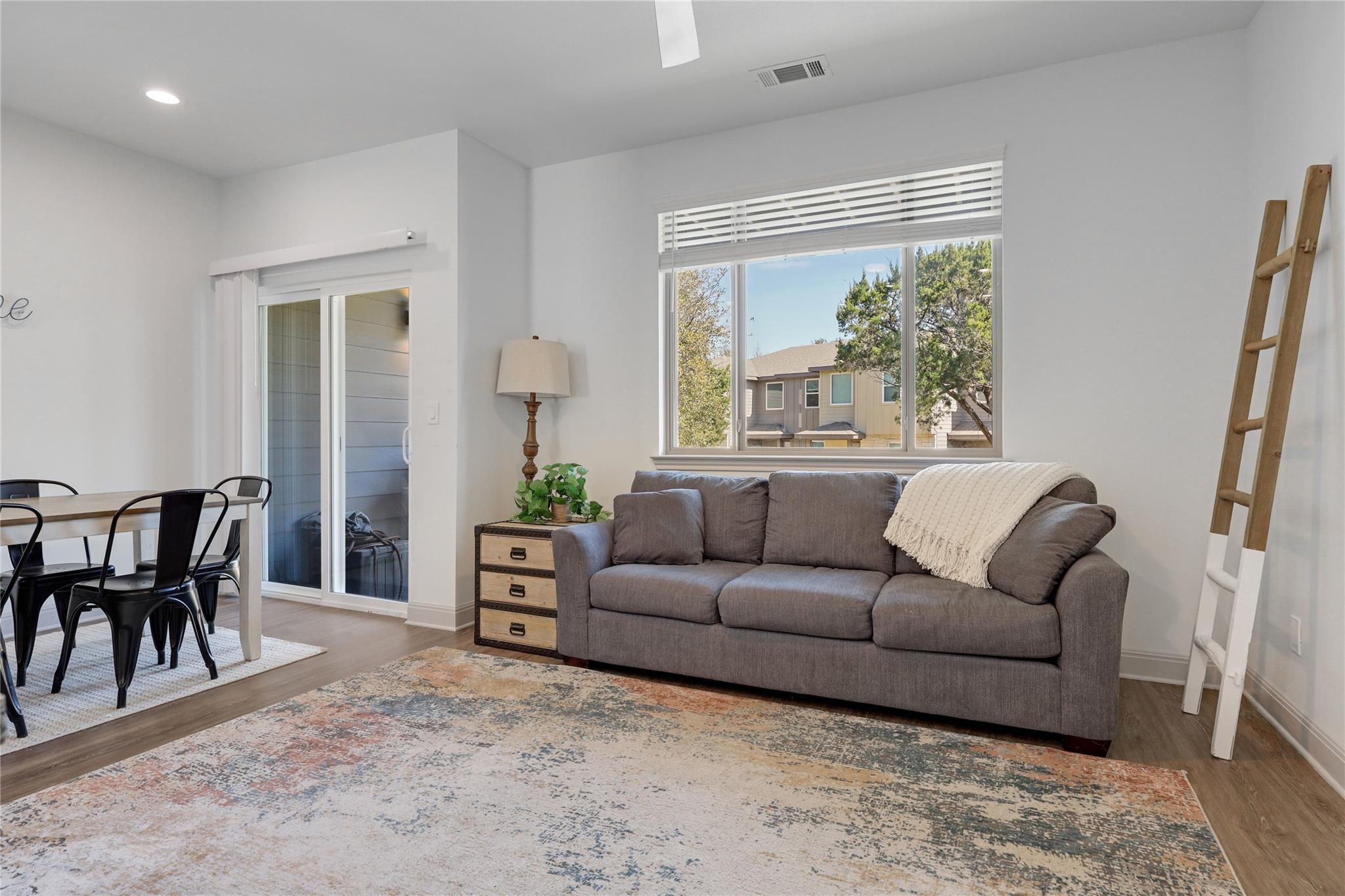 524 Palmer DR — photo 4