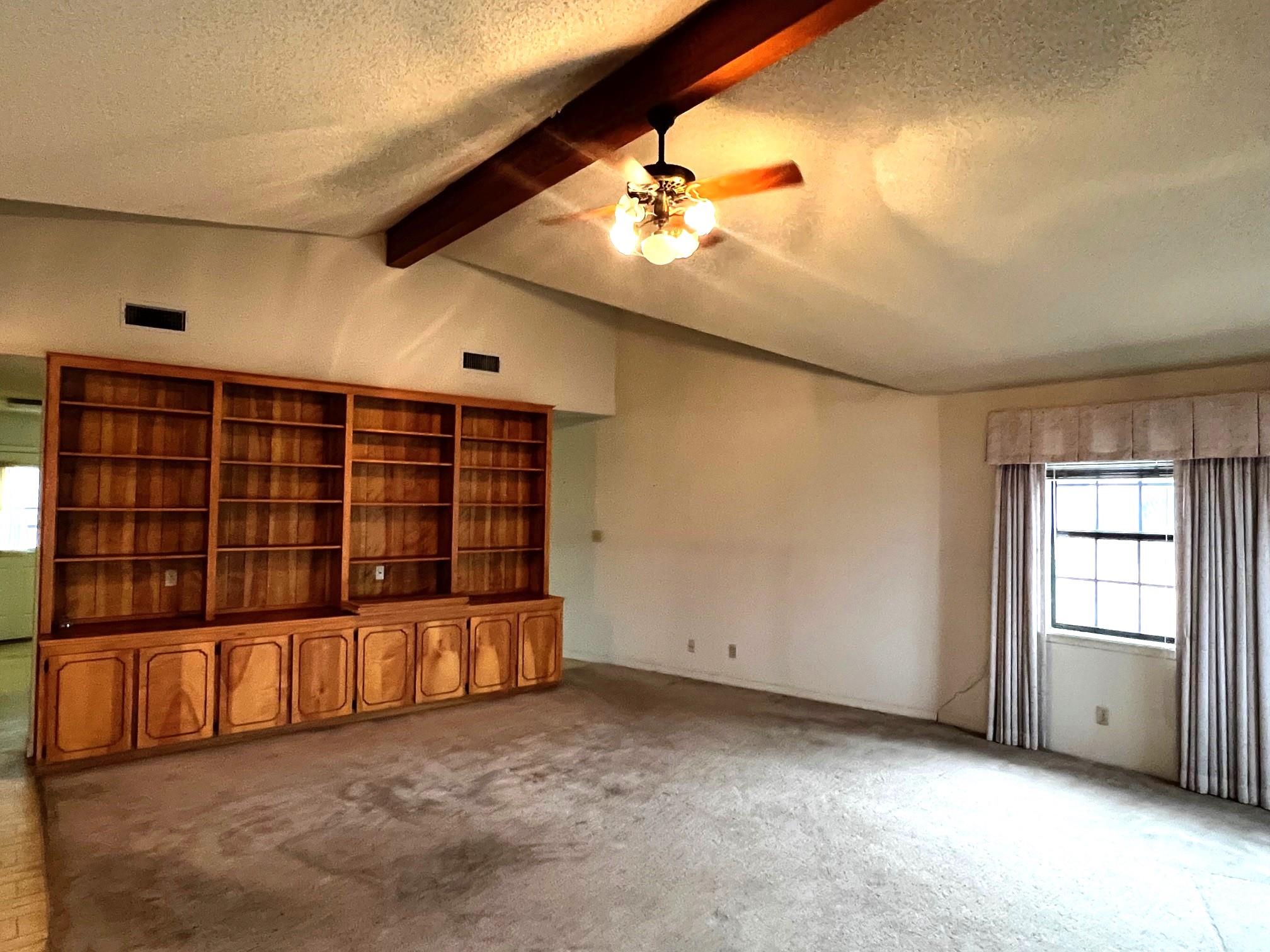 180 Steven CT — photo 3