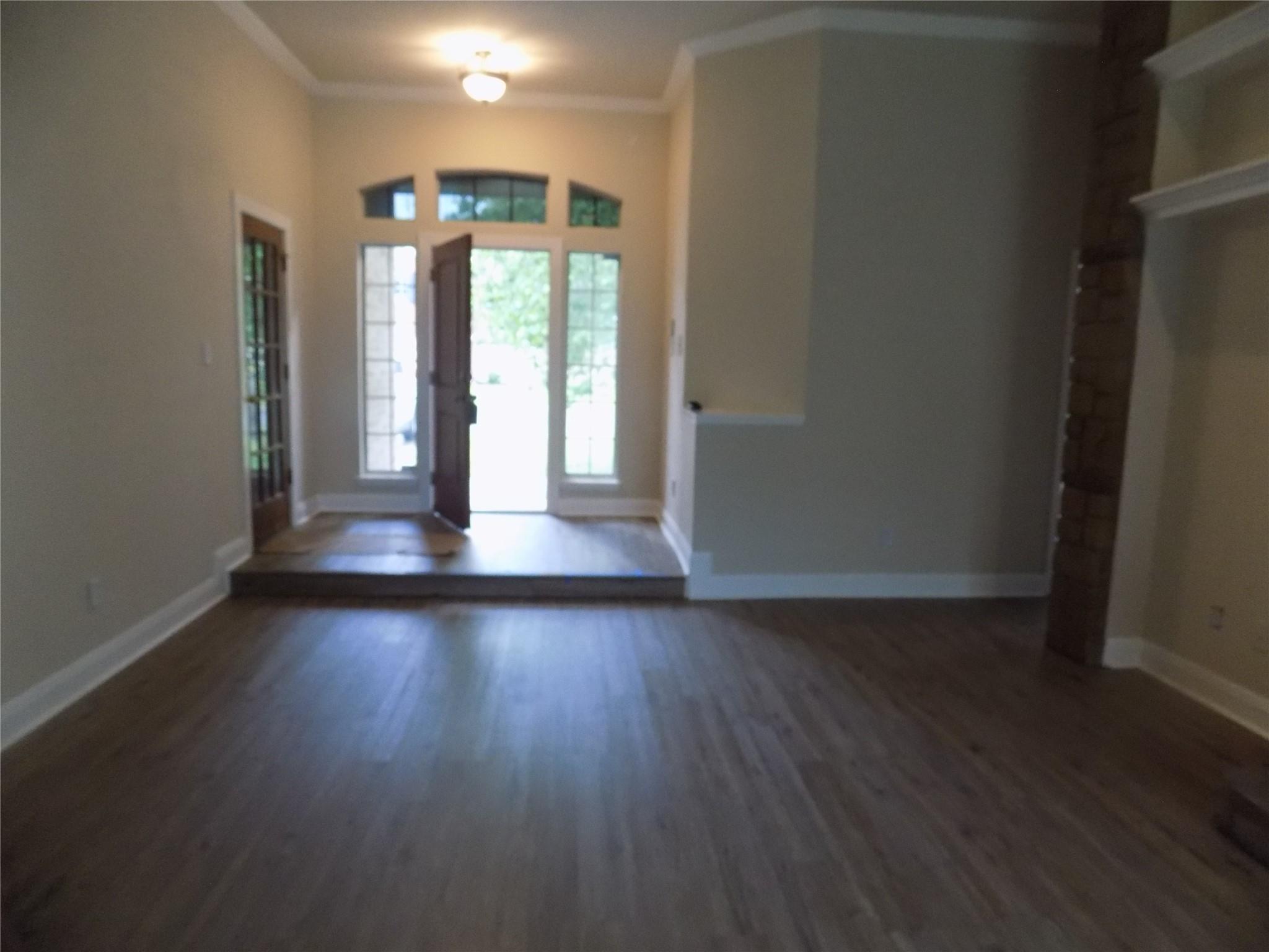301 THUNDERBAY DR — photo 3