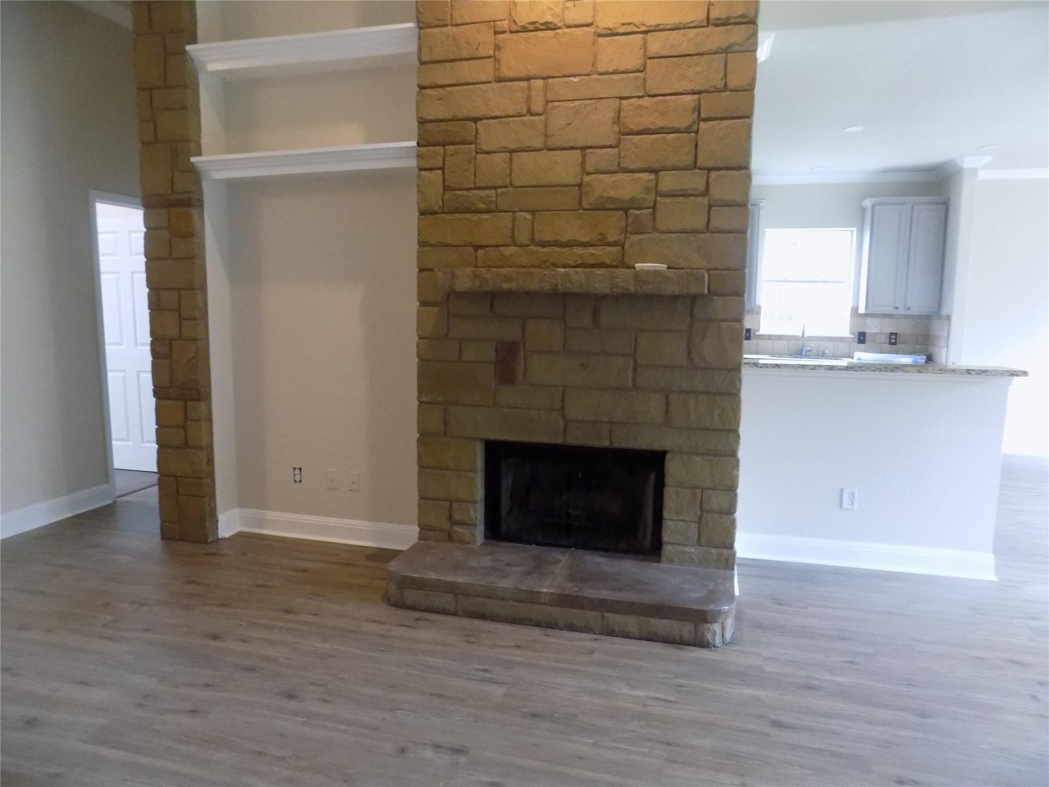 301 THUNDERBAY DR — photo 4