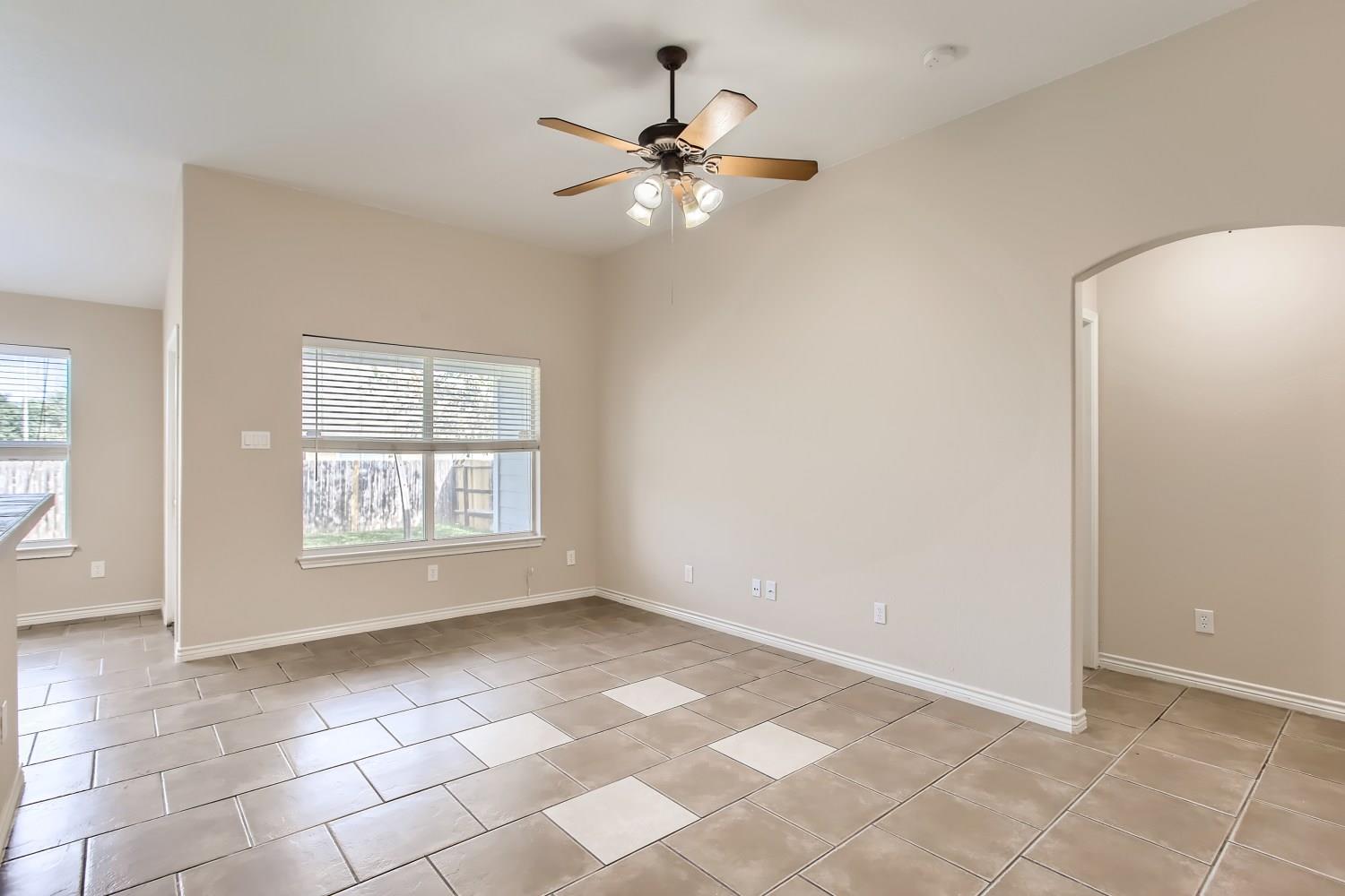 3032 Douglas Fir DR — photo 3