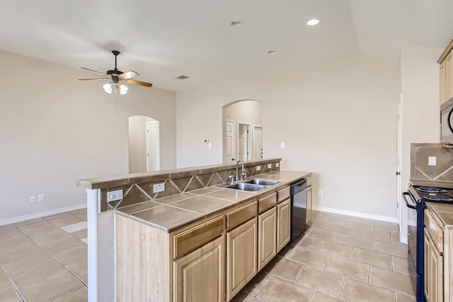 3032 Douglas Fir DR — photo 4
