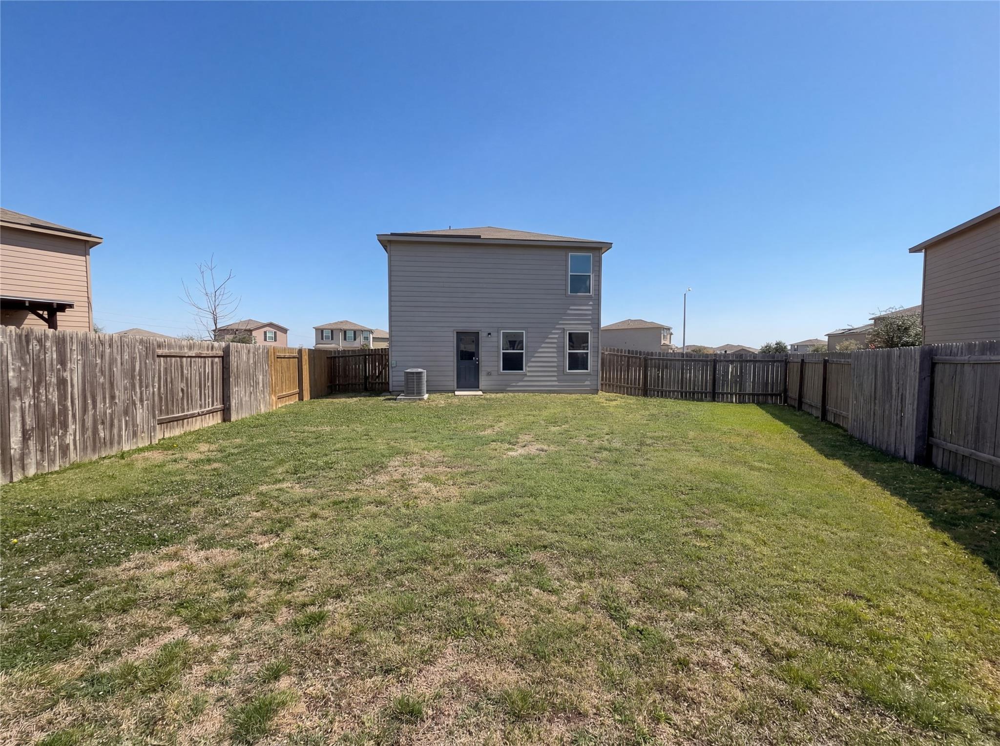 501 Yearwood LN #1D — photo 5