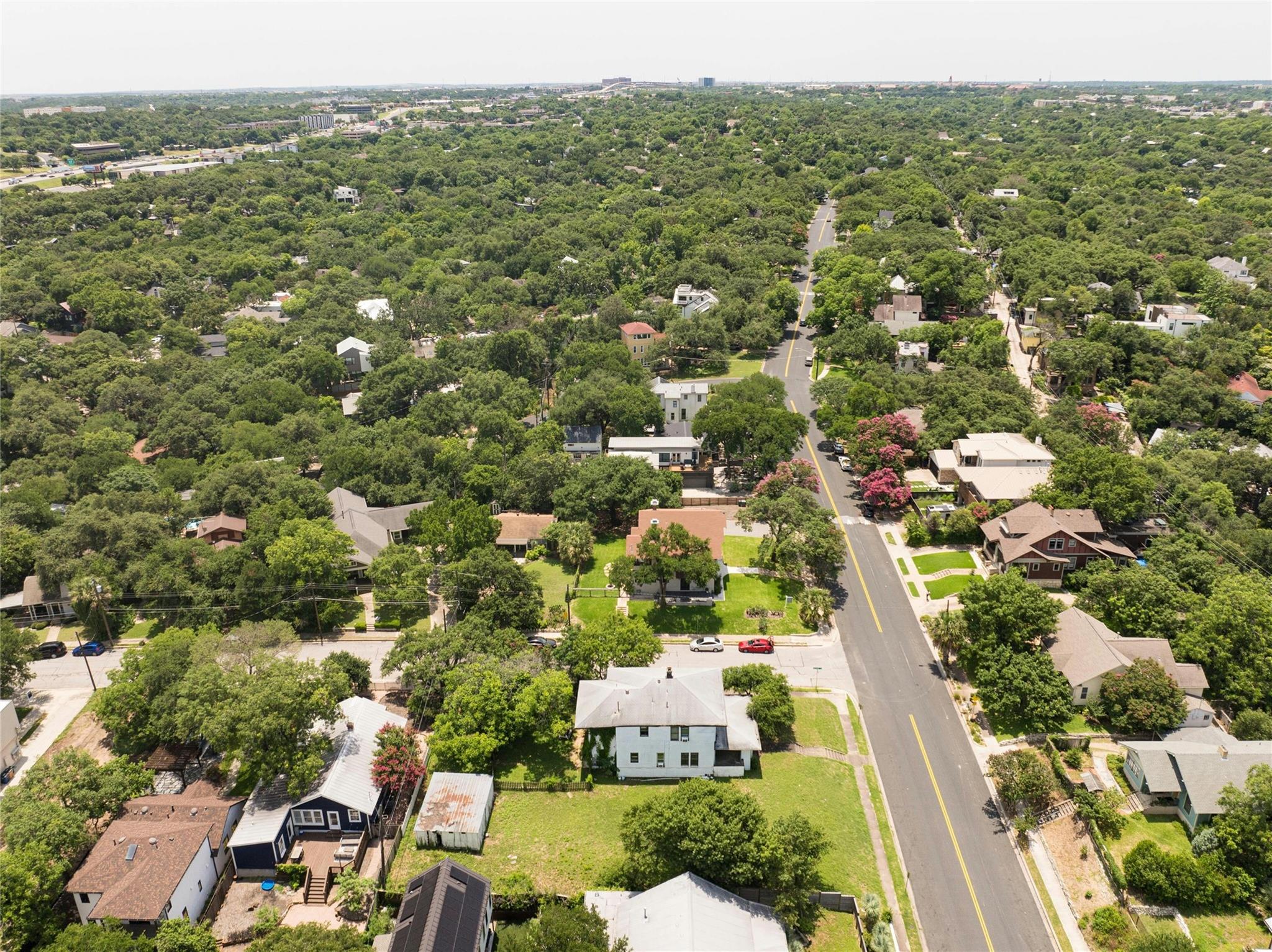 1109 Travis Height BLVD — photo 5