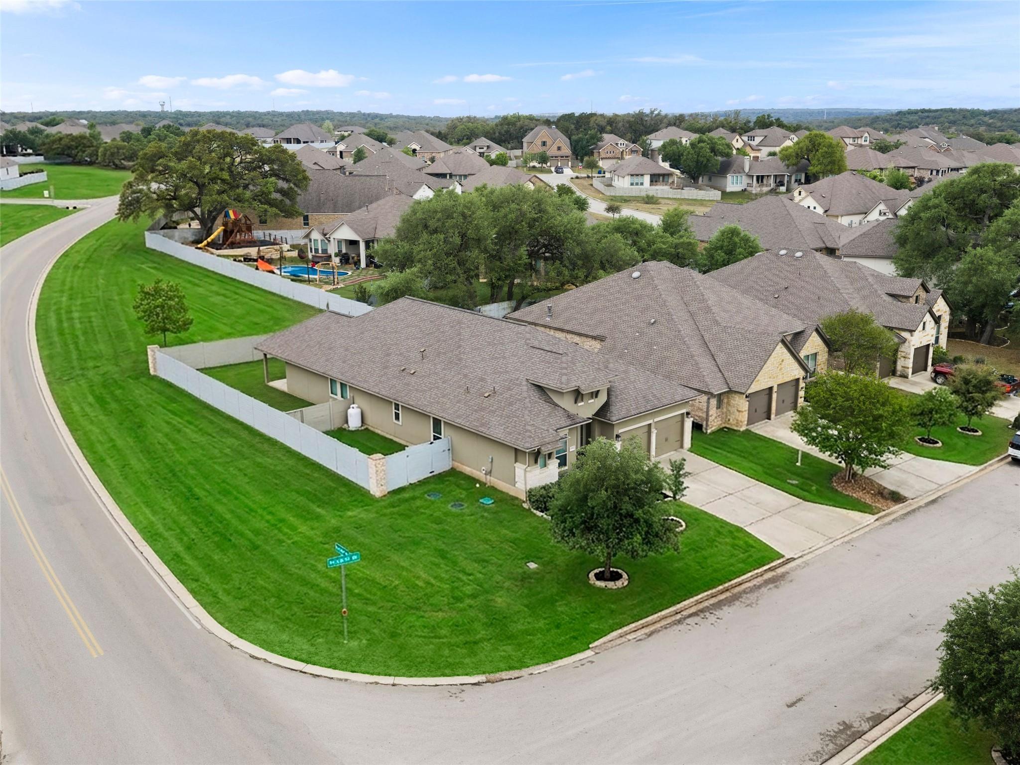 1186 Yaupon LOOP — photo 4