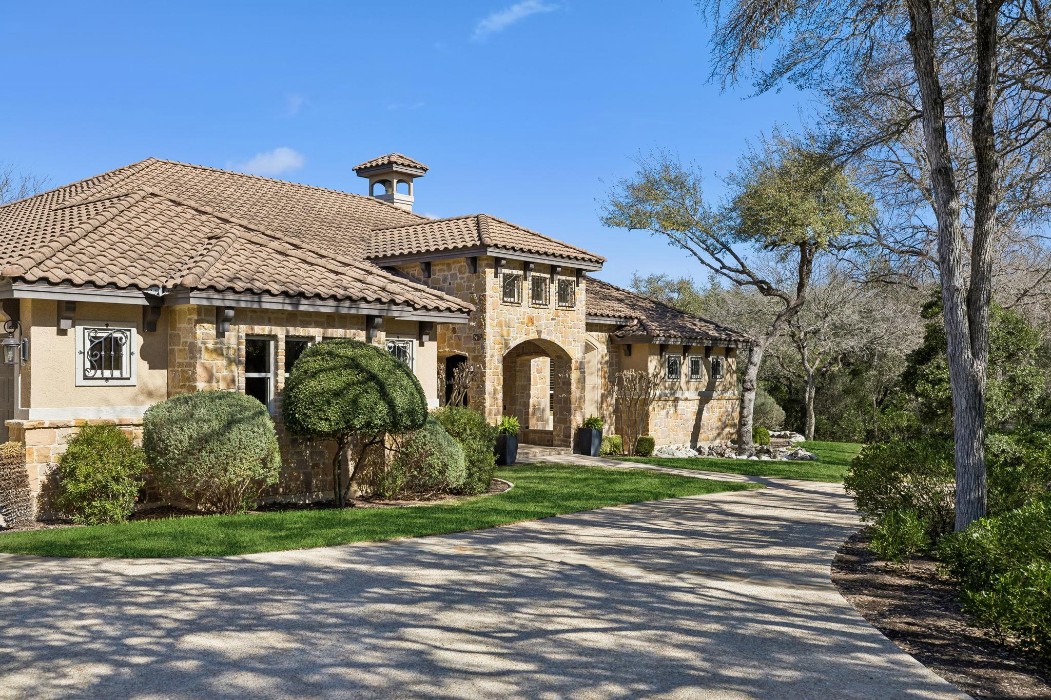 358 Mariposa LOOP — photo 3