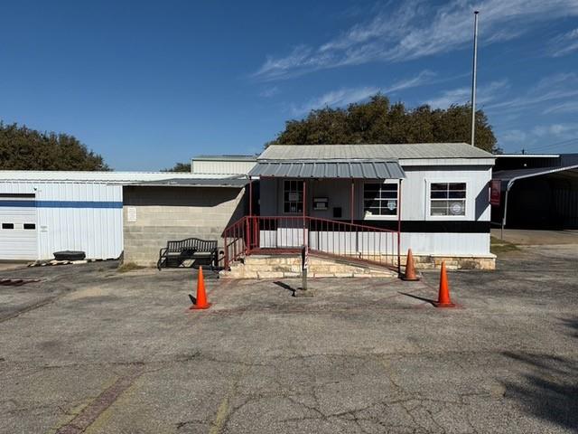 804 Bee Creek RD — photo 3