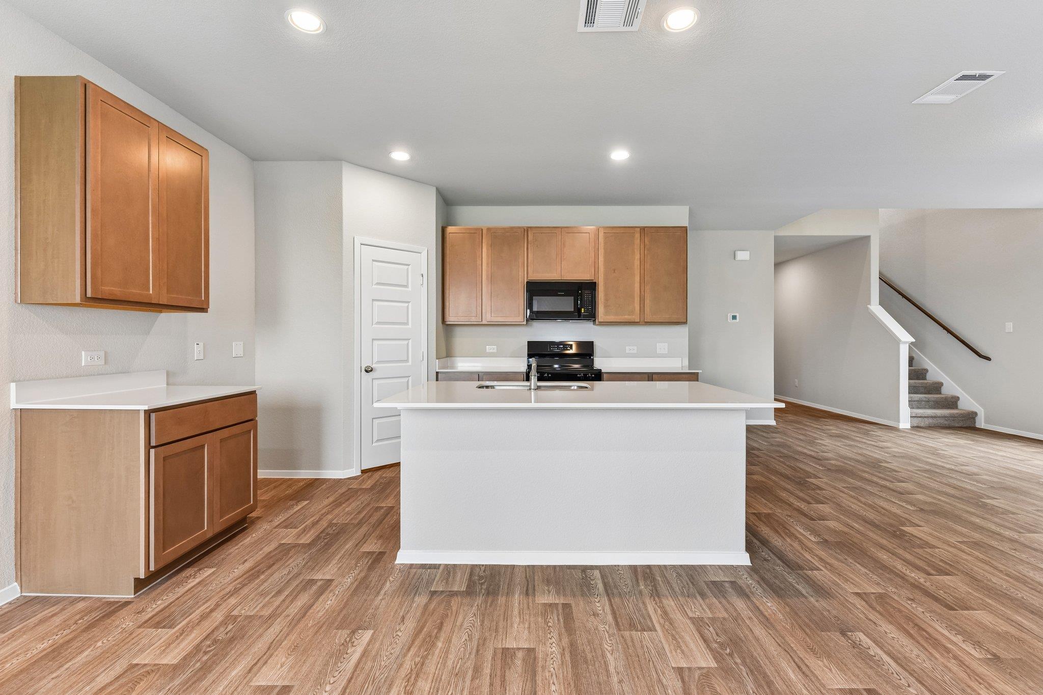 501 Rear Boot WAY — photo 4