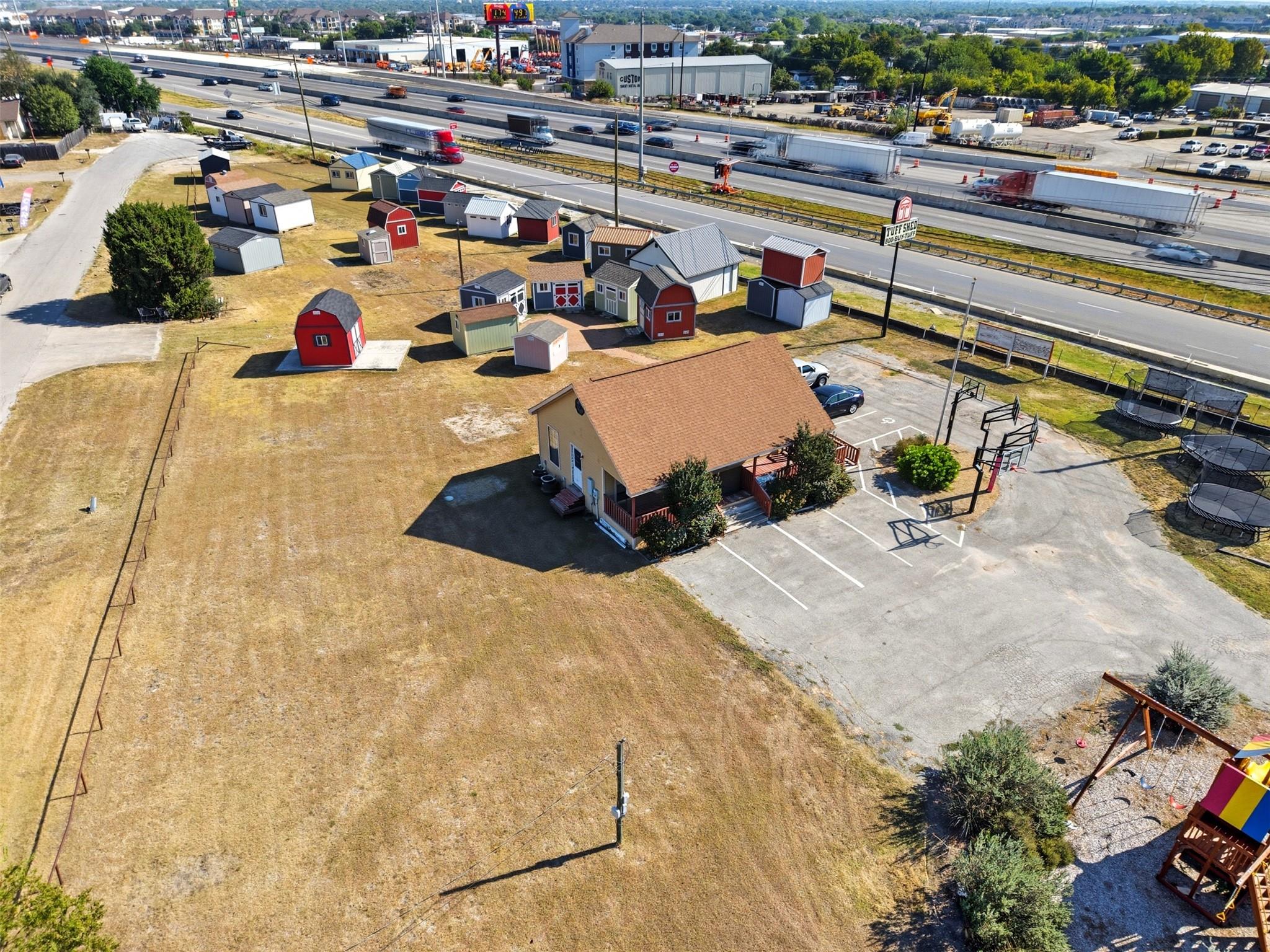 15524 Interstate 35 Highway — photo 4