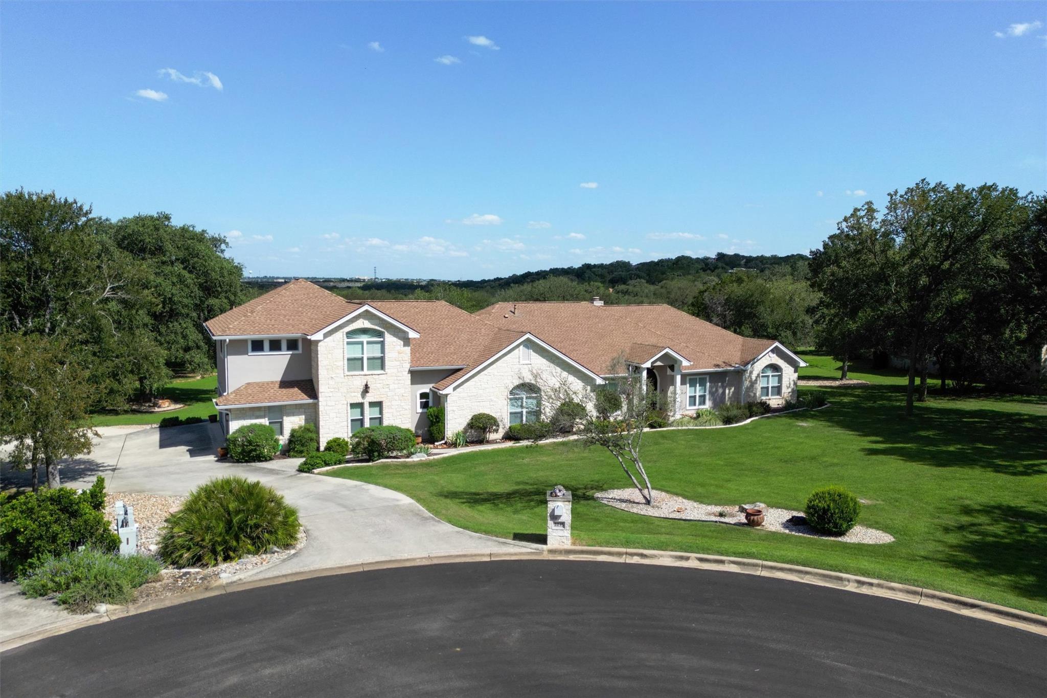 2235 Summit Ridge DR — photo 3