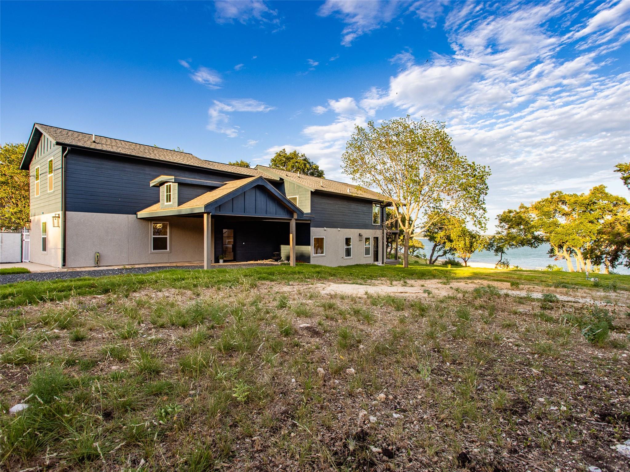 874 Lakebreeze DR — photo 3