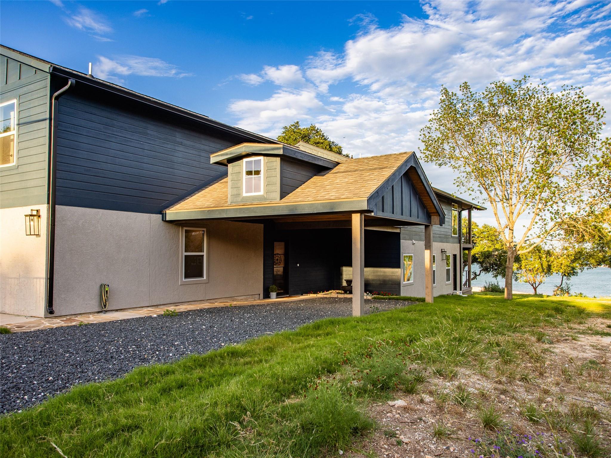 874 Lakebreeze DR — photo 4
