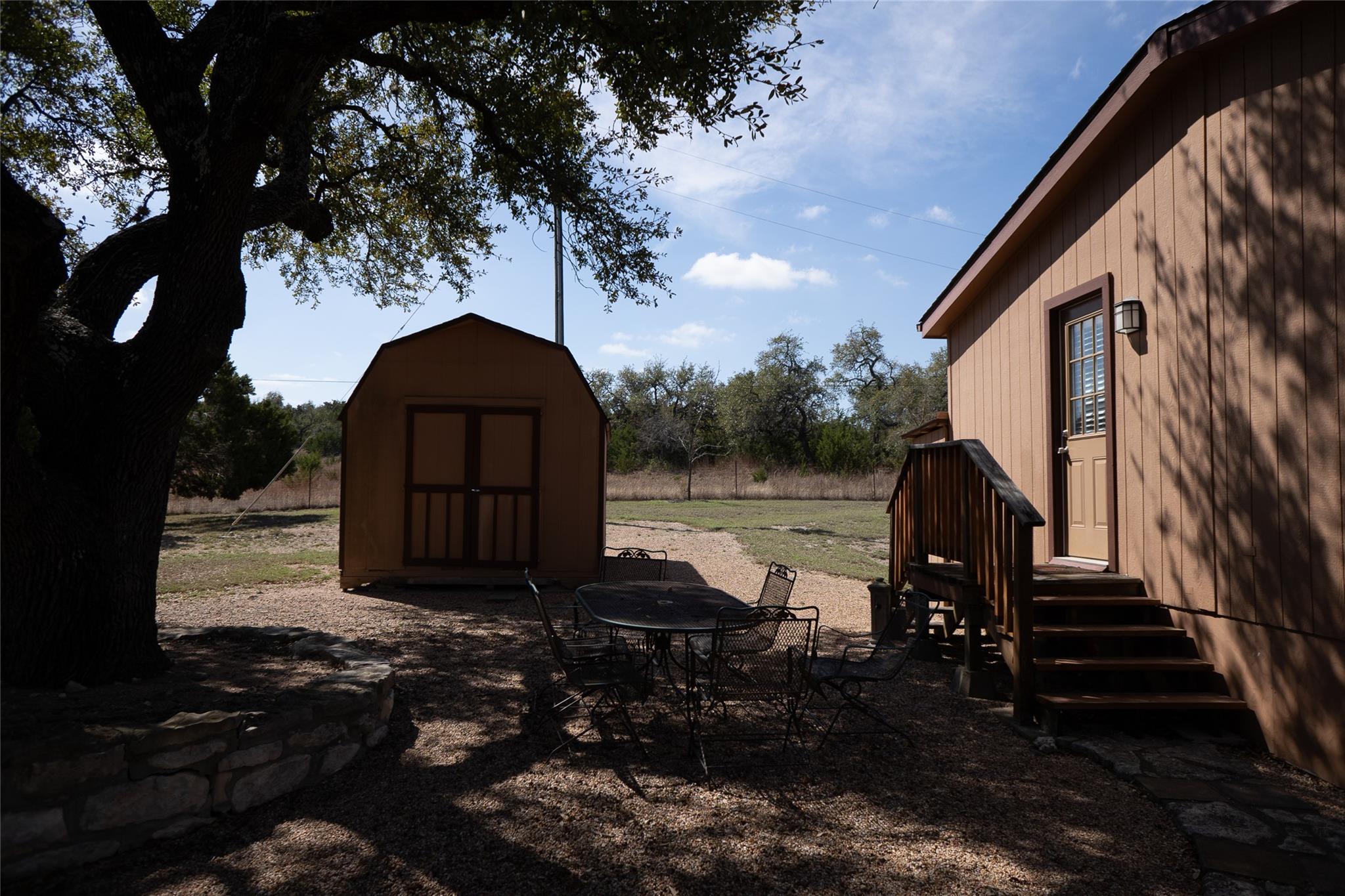 1149 Hart LN — photo 3