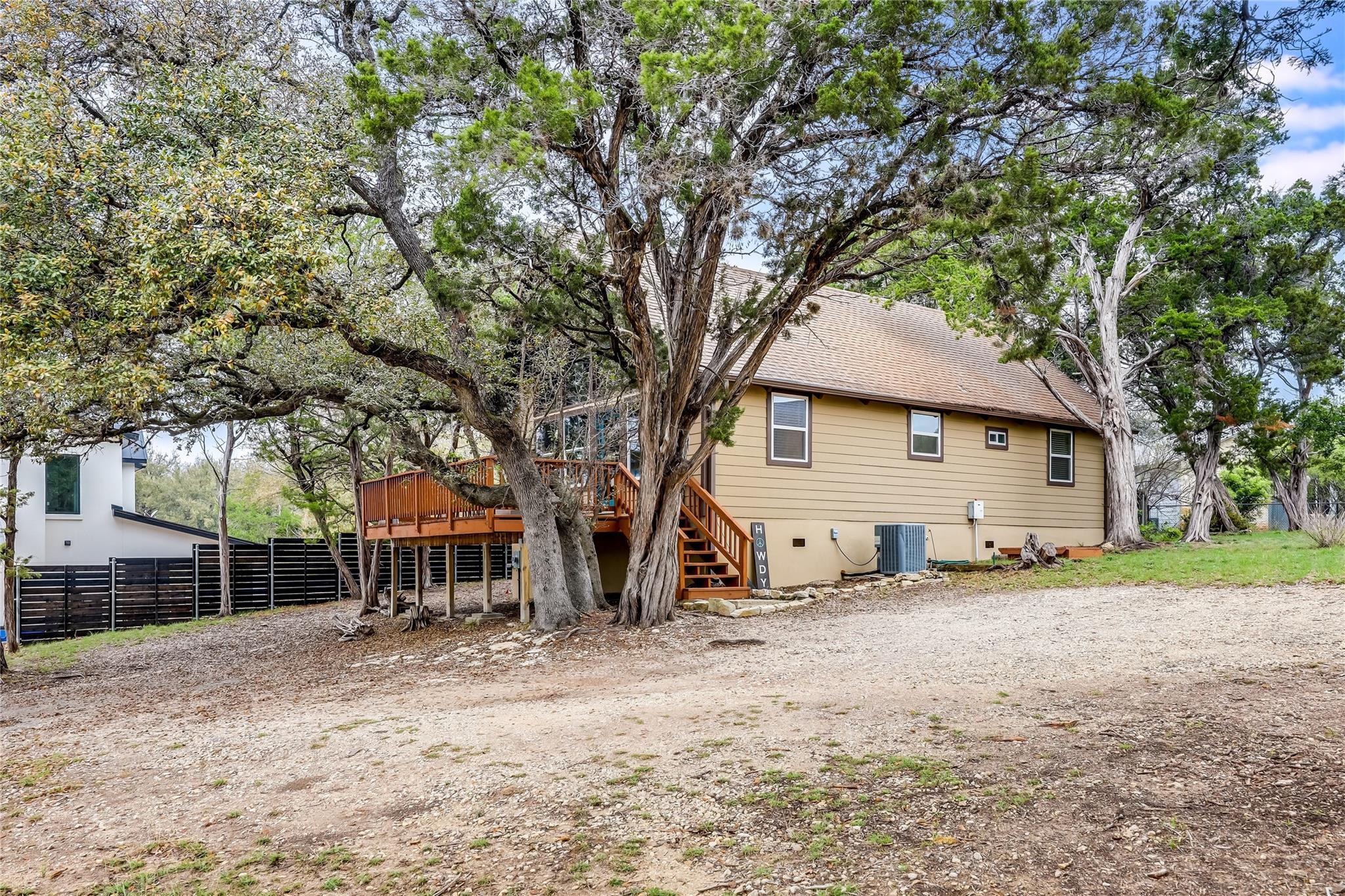 18418 Lakeland DR — photo 5