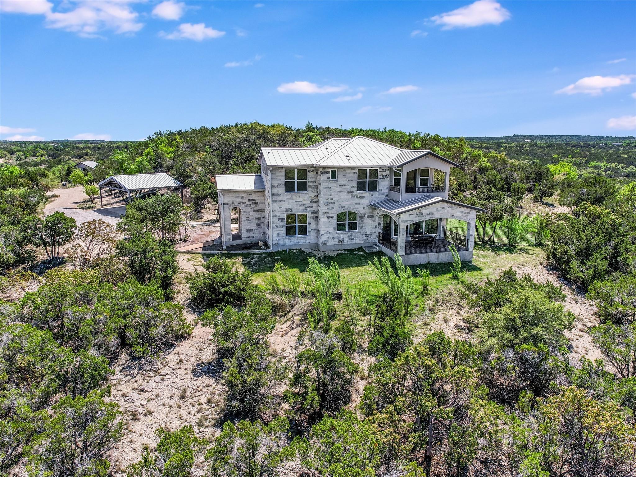 910 Plant Lady LN — photo 4