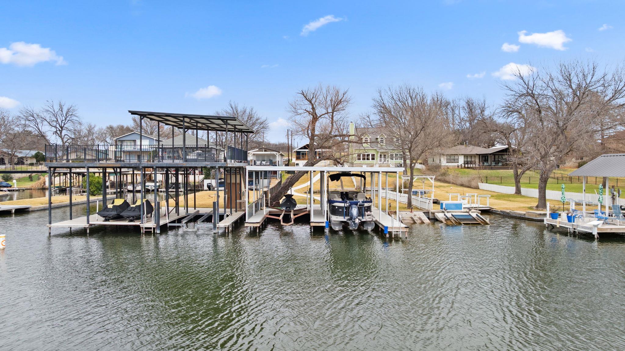 2028 Williams Lakeshore — photo 3