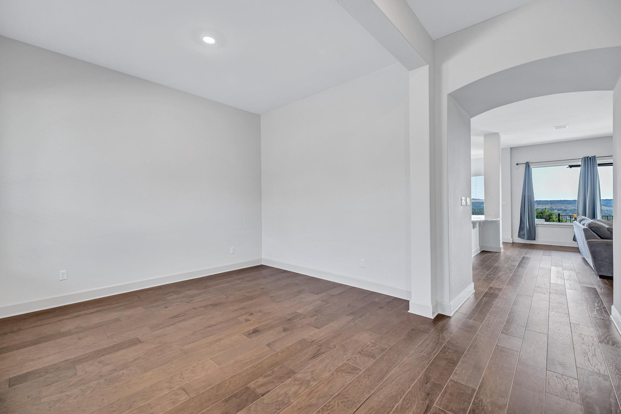 101 S Creek CIR — photo 3