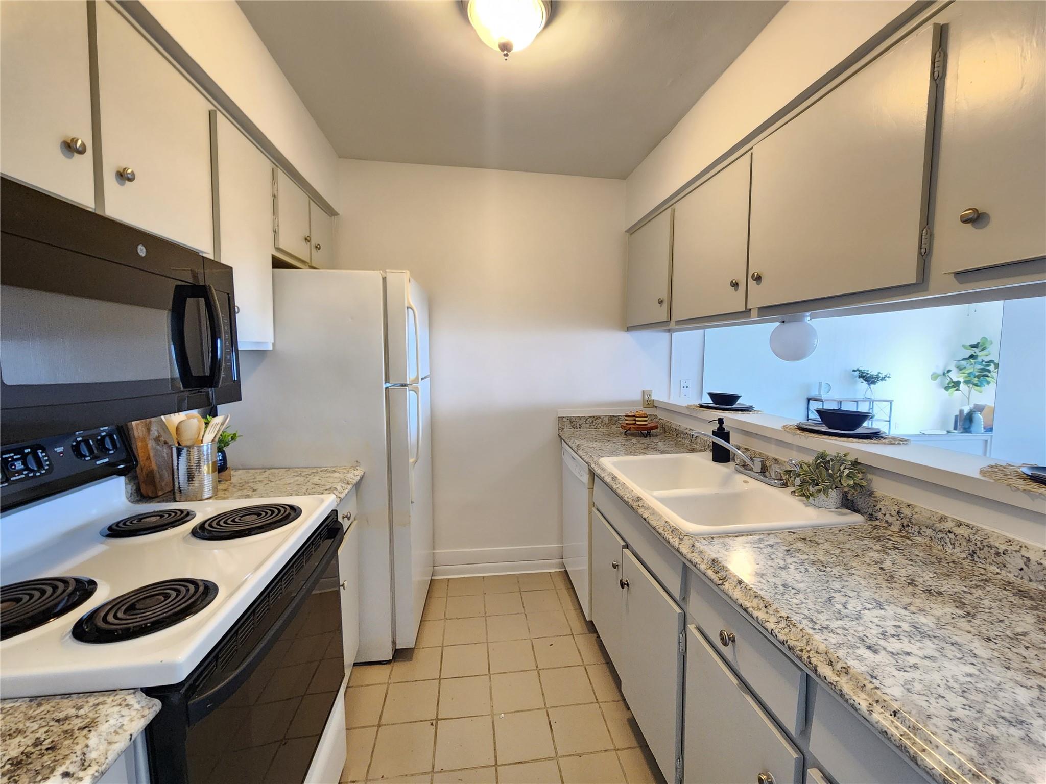 6501 Hill DR #121 — photo 4