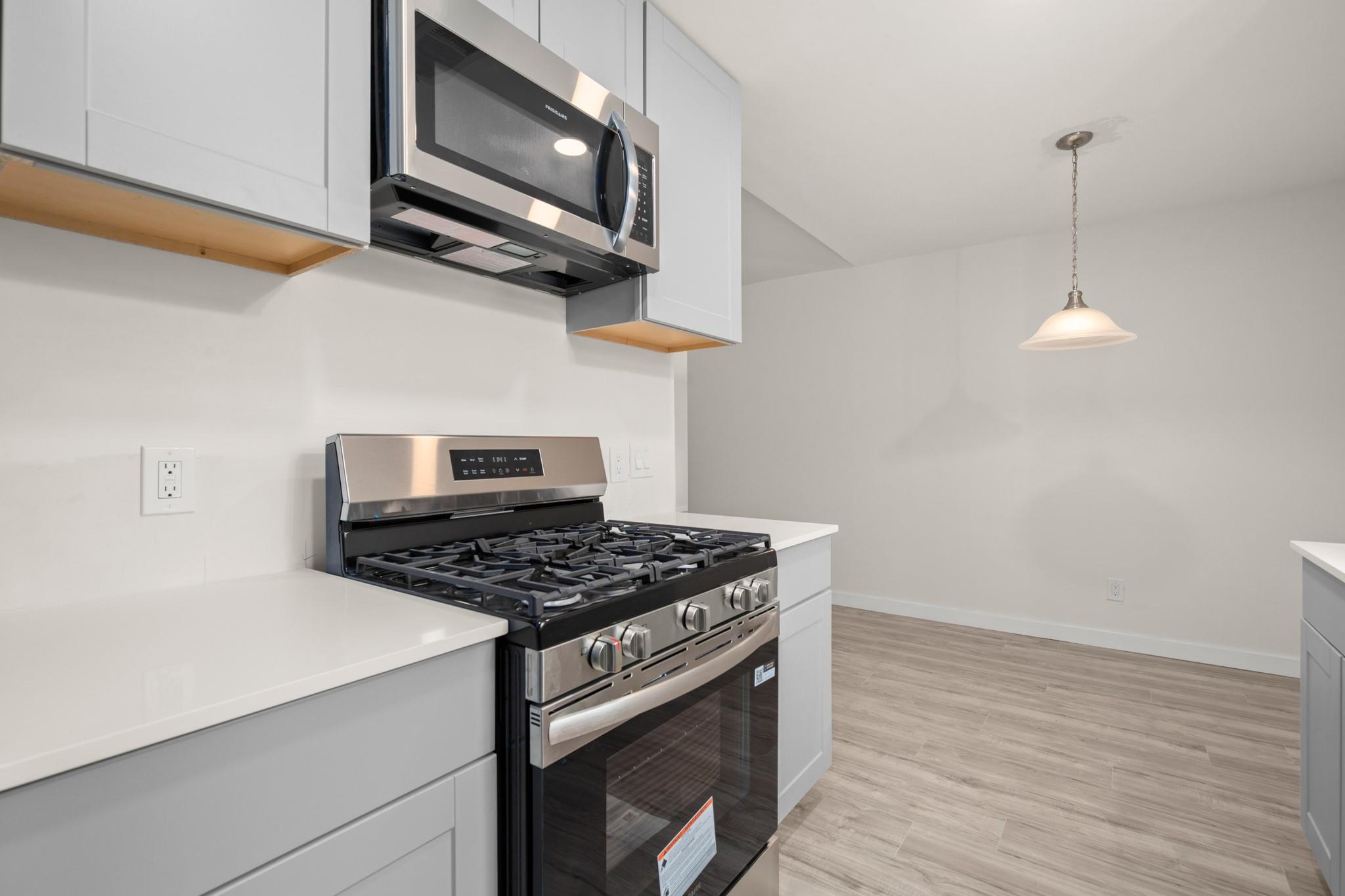 2100 Deadwood DR — photo 4