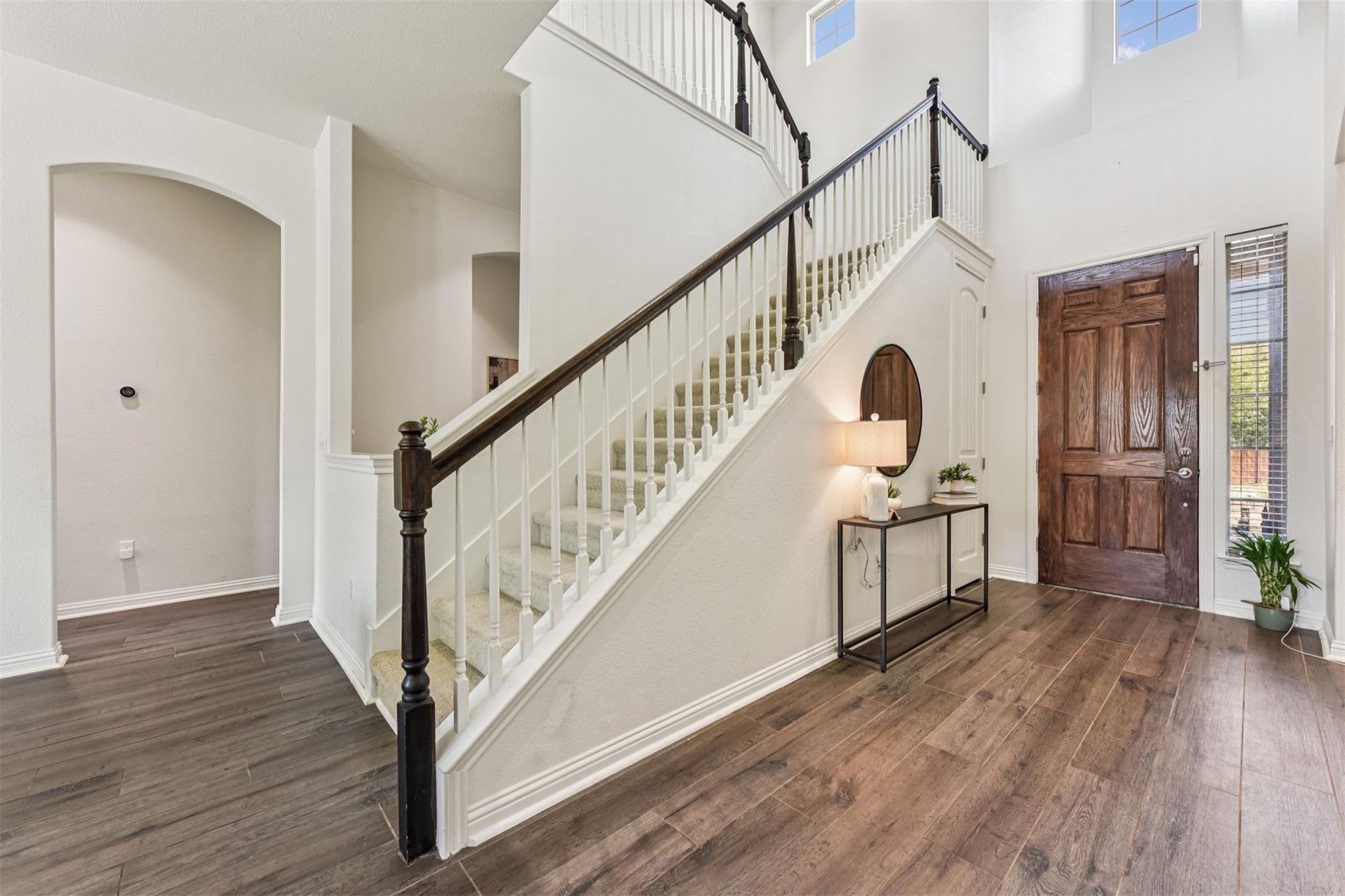 15701 Jeffs LN — photo 3