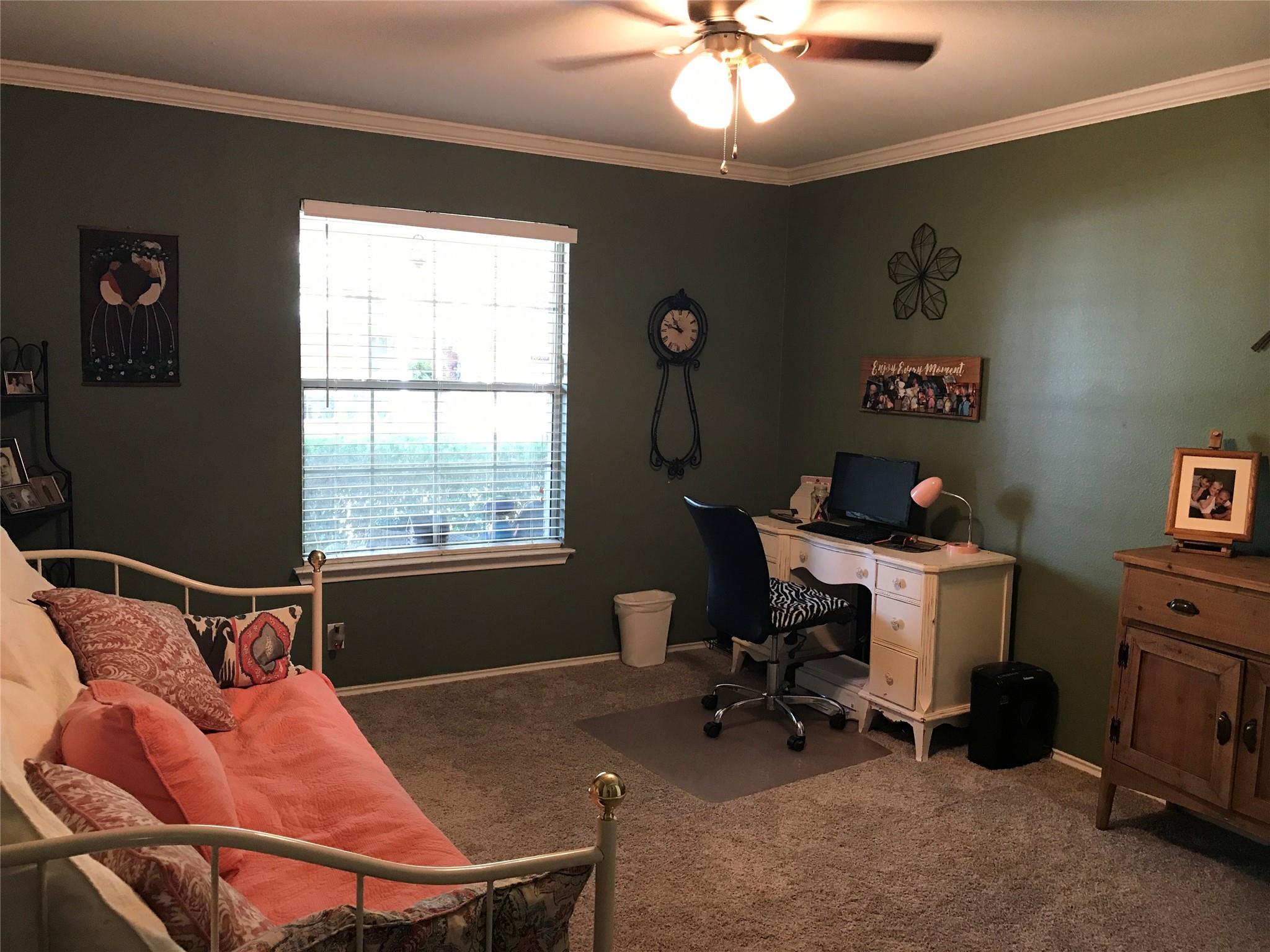 309 Nicole WAY — photo 4