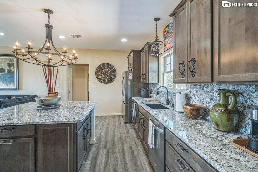 505 Heron DR — photo 5