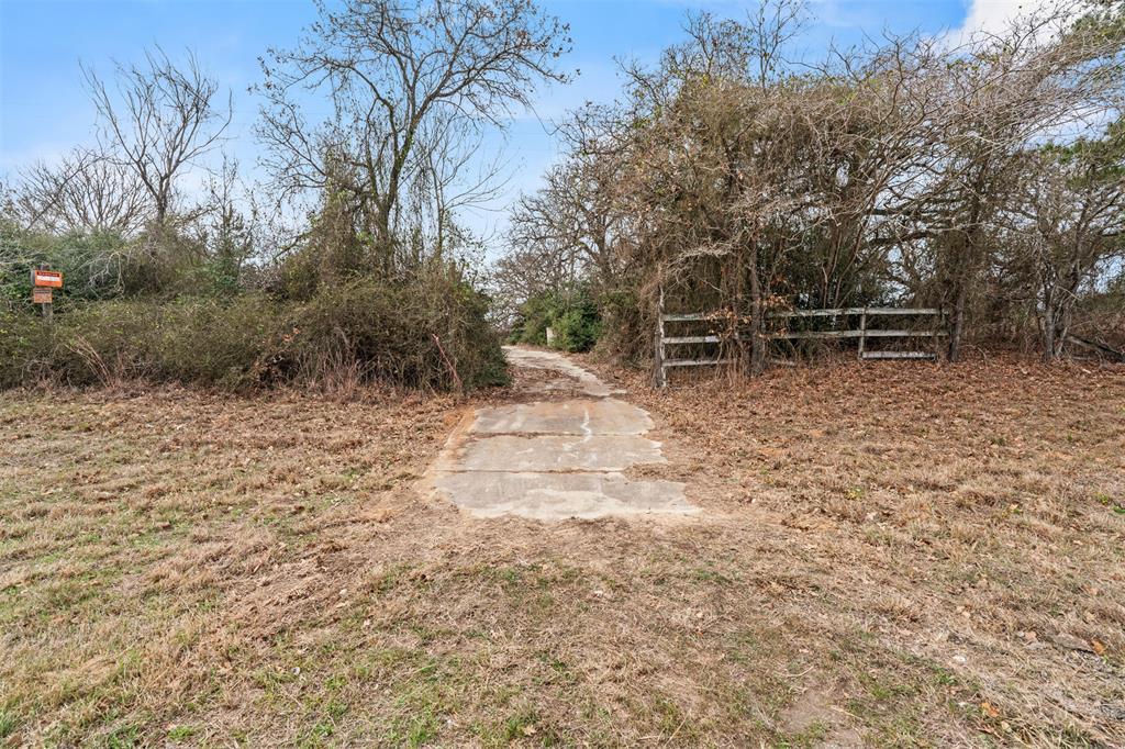 11423 US HWY 77 — photo 5