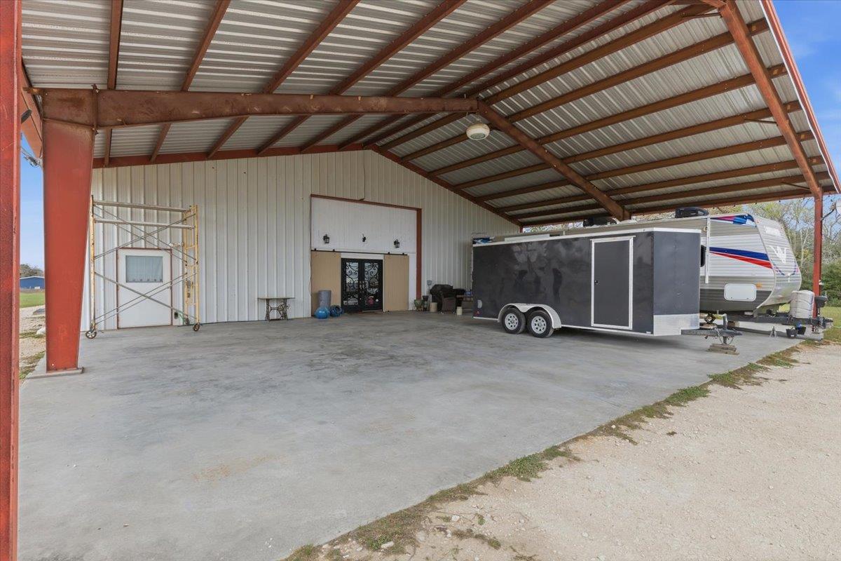 2187 Highway 290 — photo 5
