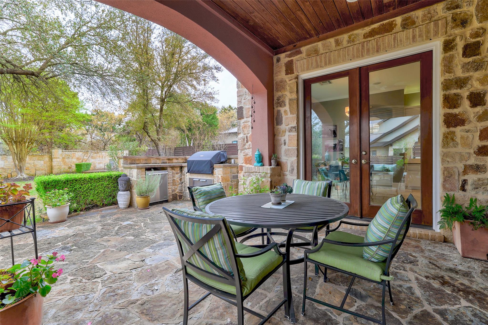 816 Stonewall Ridge LN — photo 3