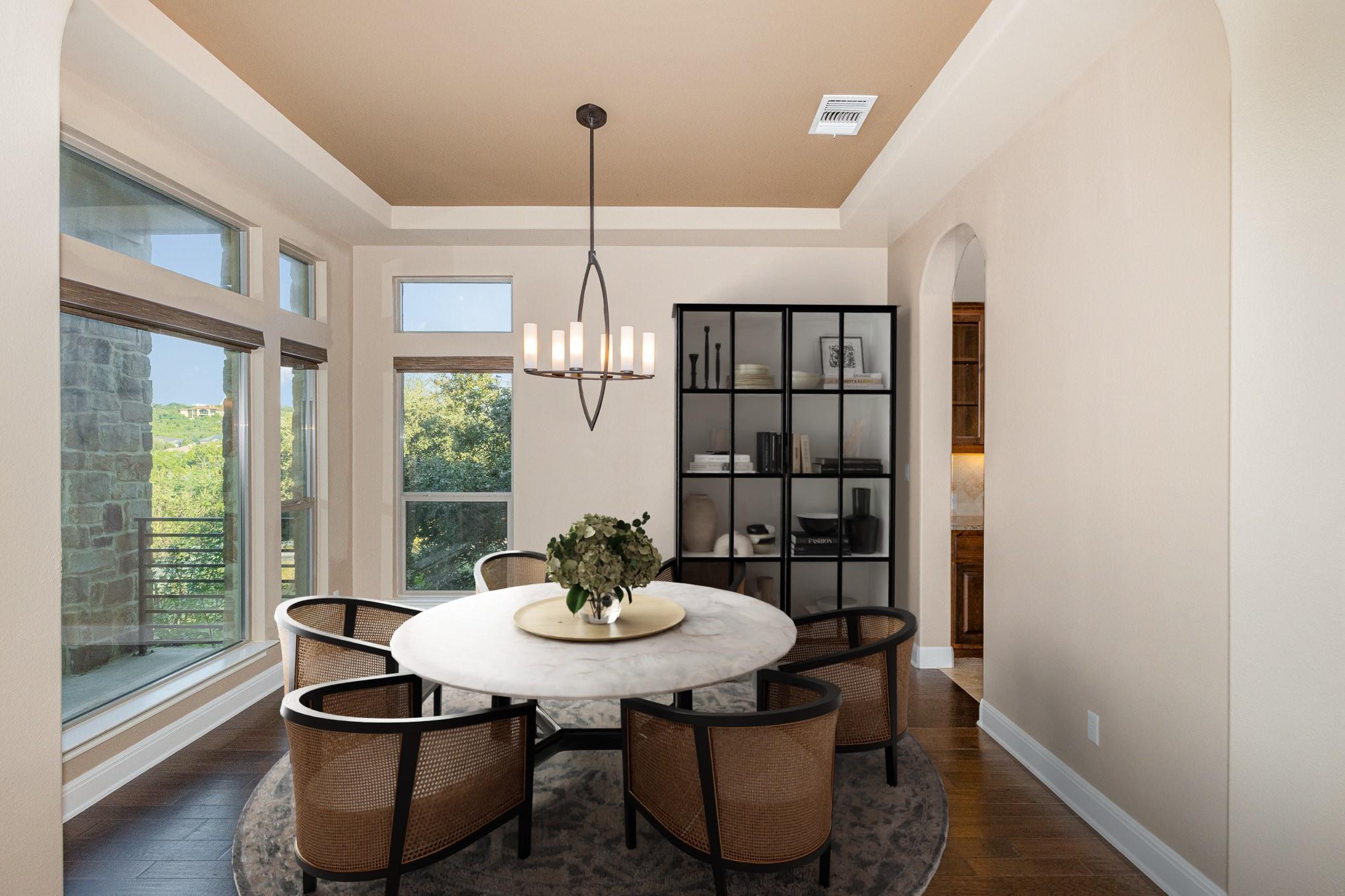 101 Stephanie LN — photo 3