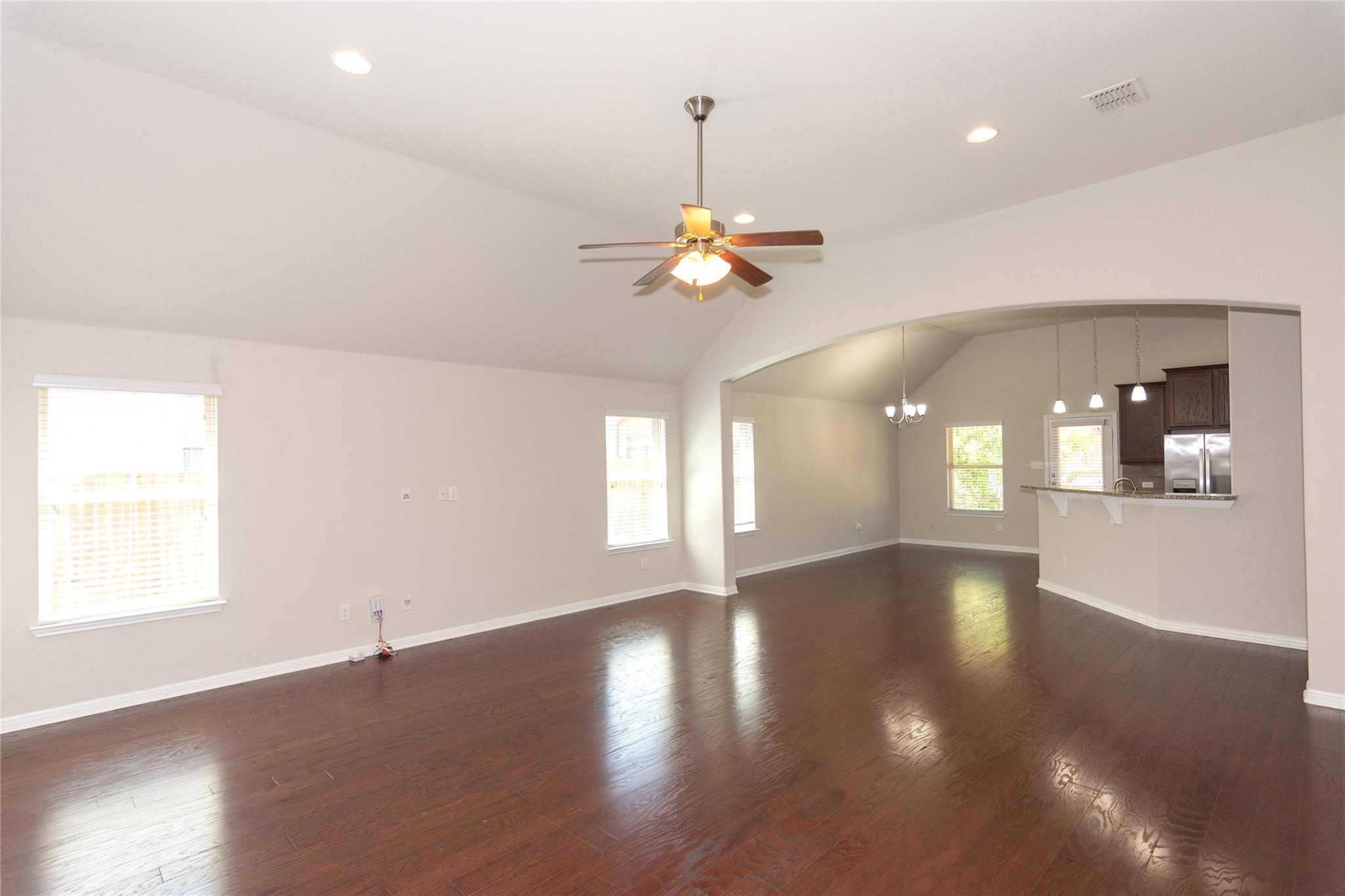 1916 Bobbywoods LN — photo 3
