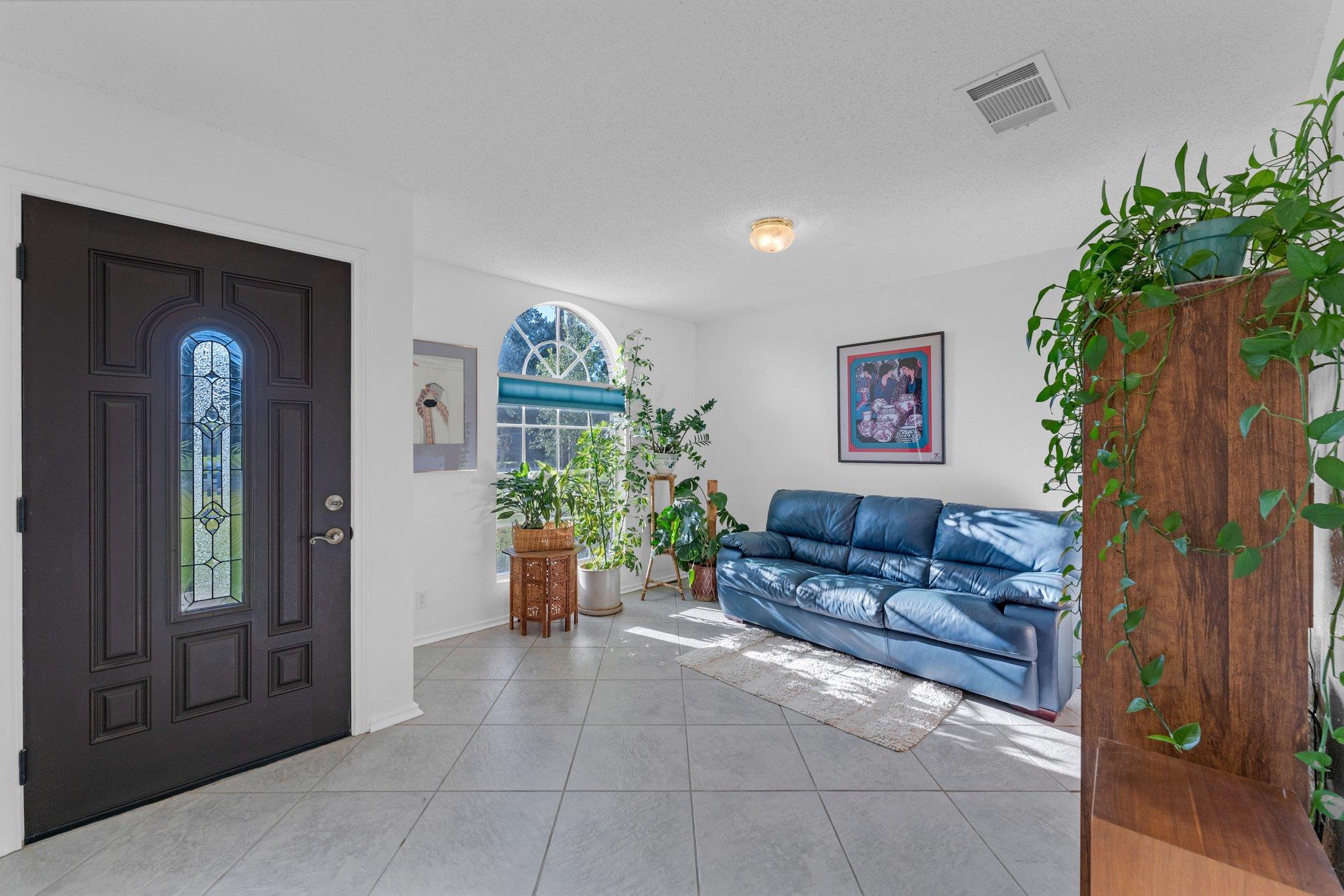 302 Debora DR — photo 5