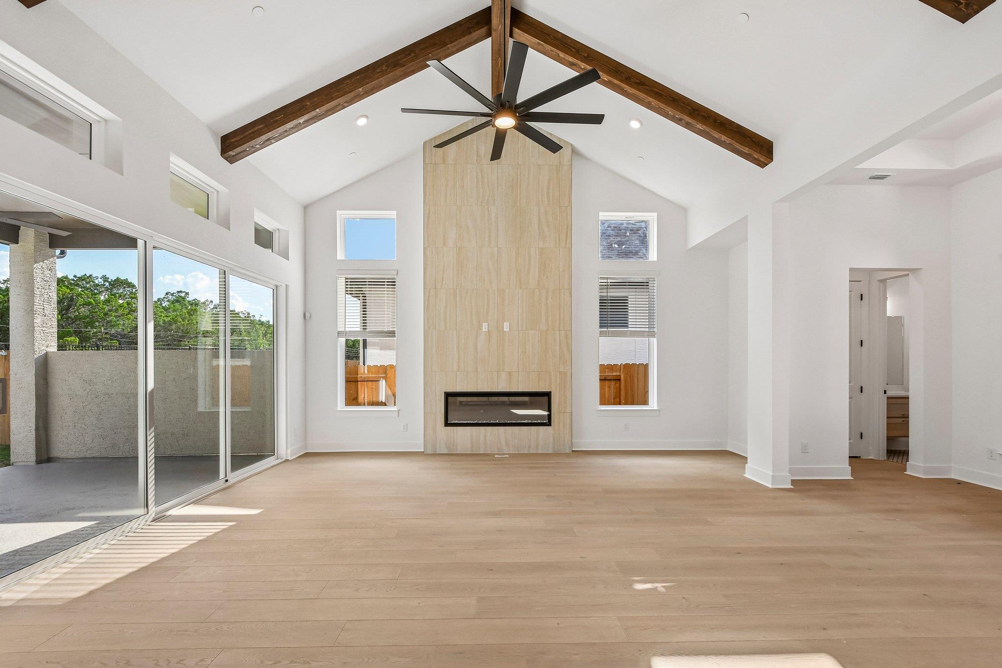 19117 Hopper LN — photo 4