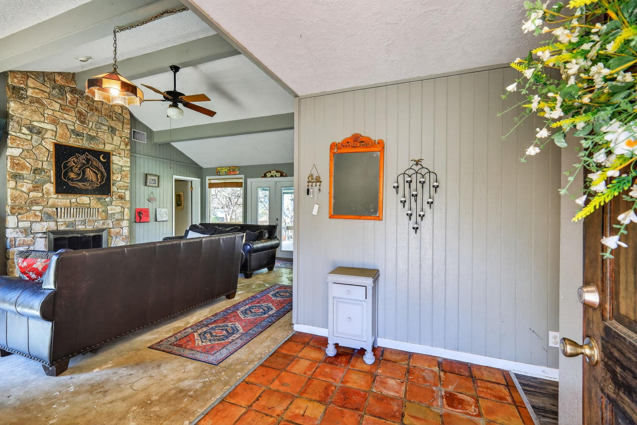 12 Creekwood DR — photo 3