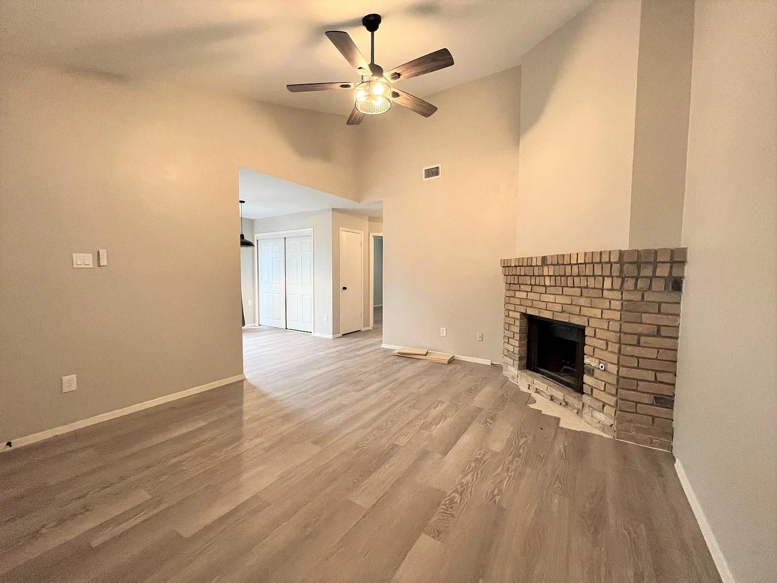 12214 Thompkins DR #A — photo 4