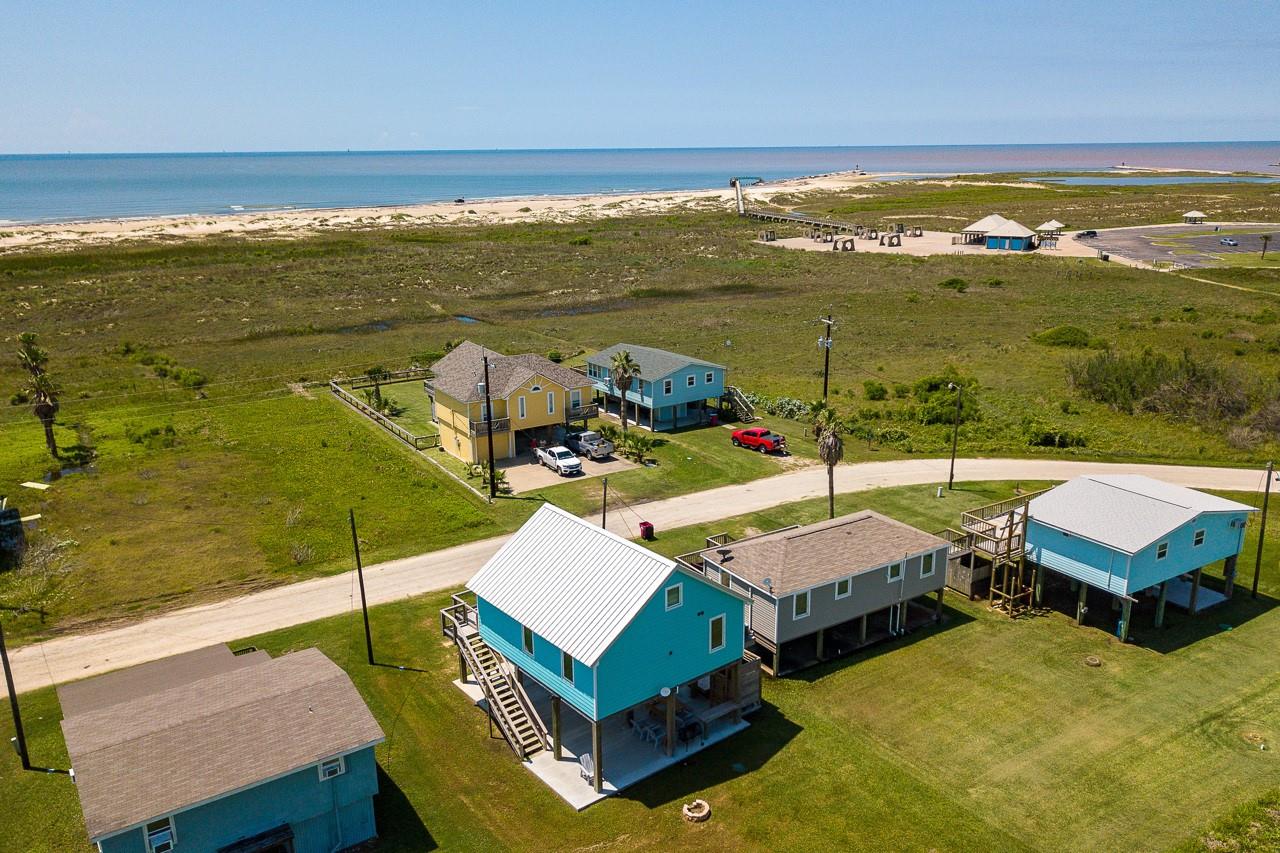 119 Beach Front DR — photo 4