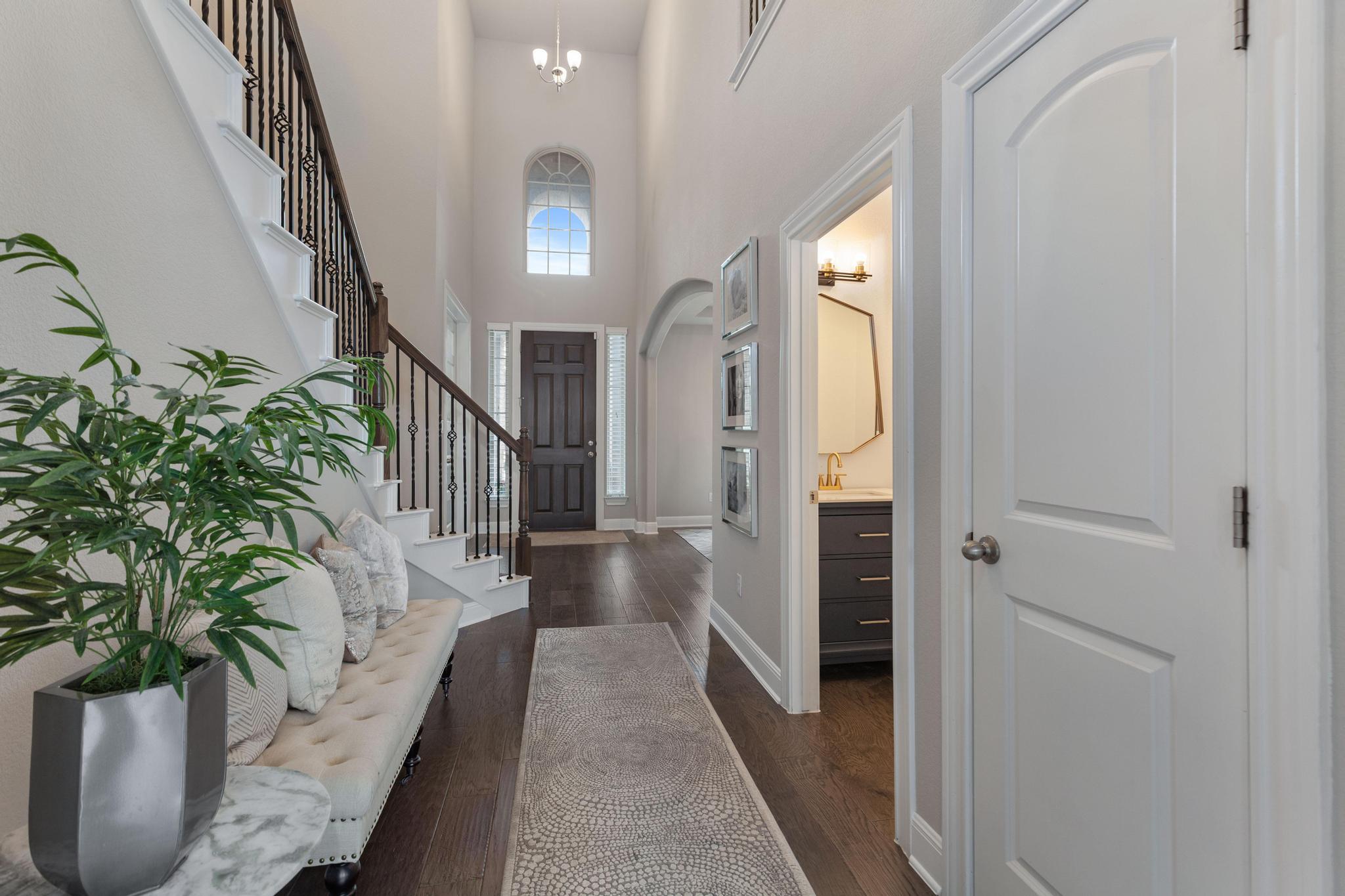 3028 Silvergrass CV — photo 3
