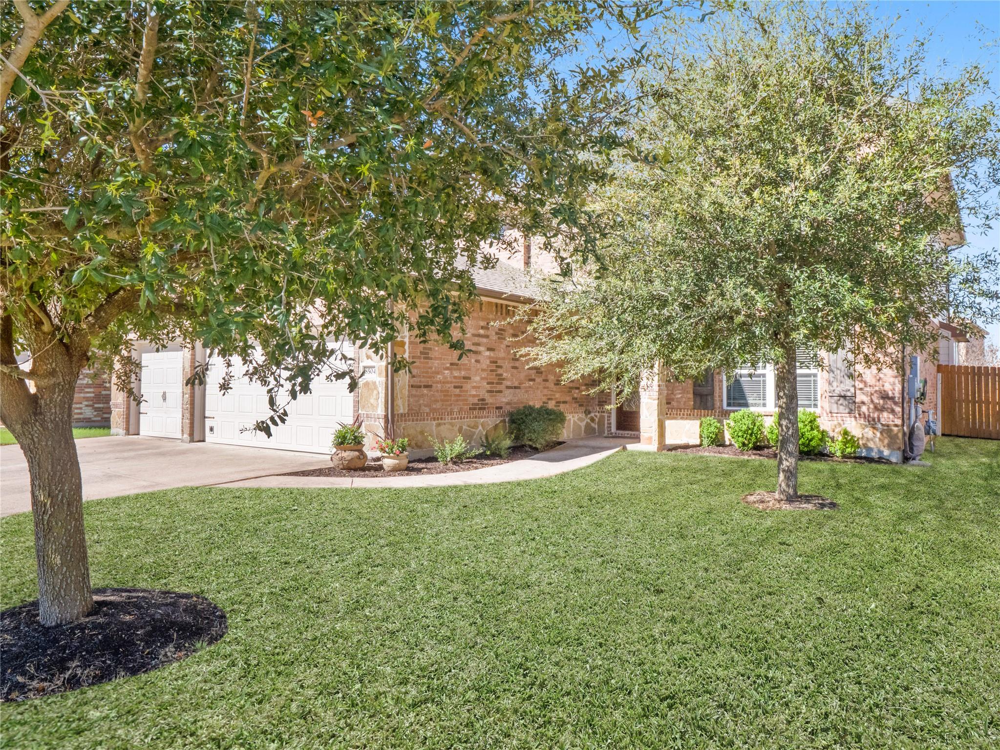 8504 Rimini CV — photo 4