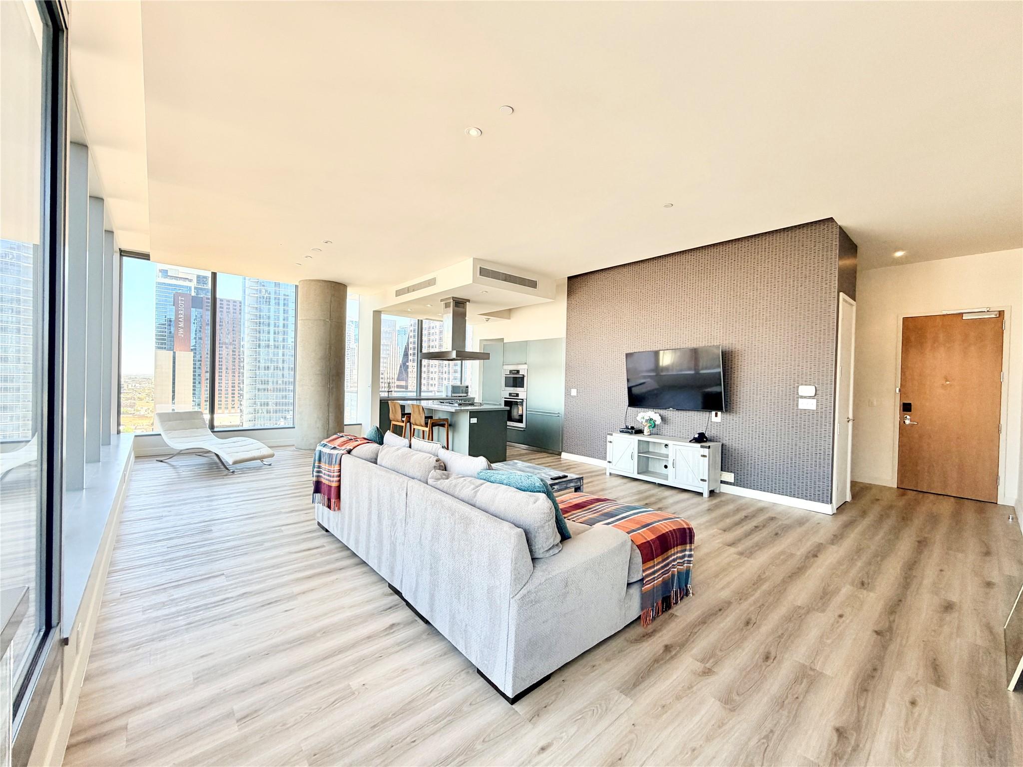210 Lavaca ST #1912 — photo 5