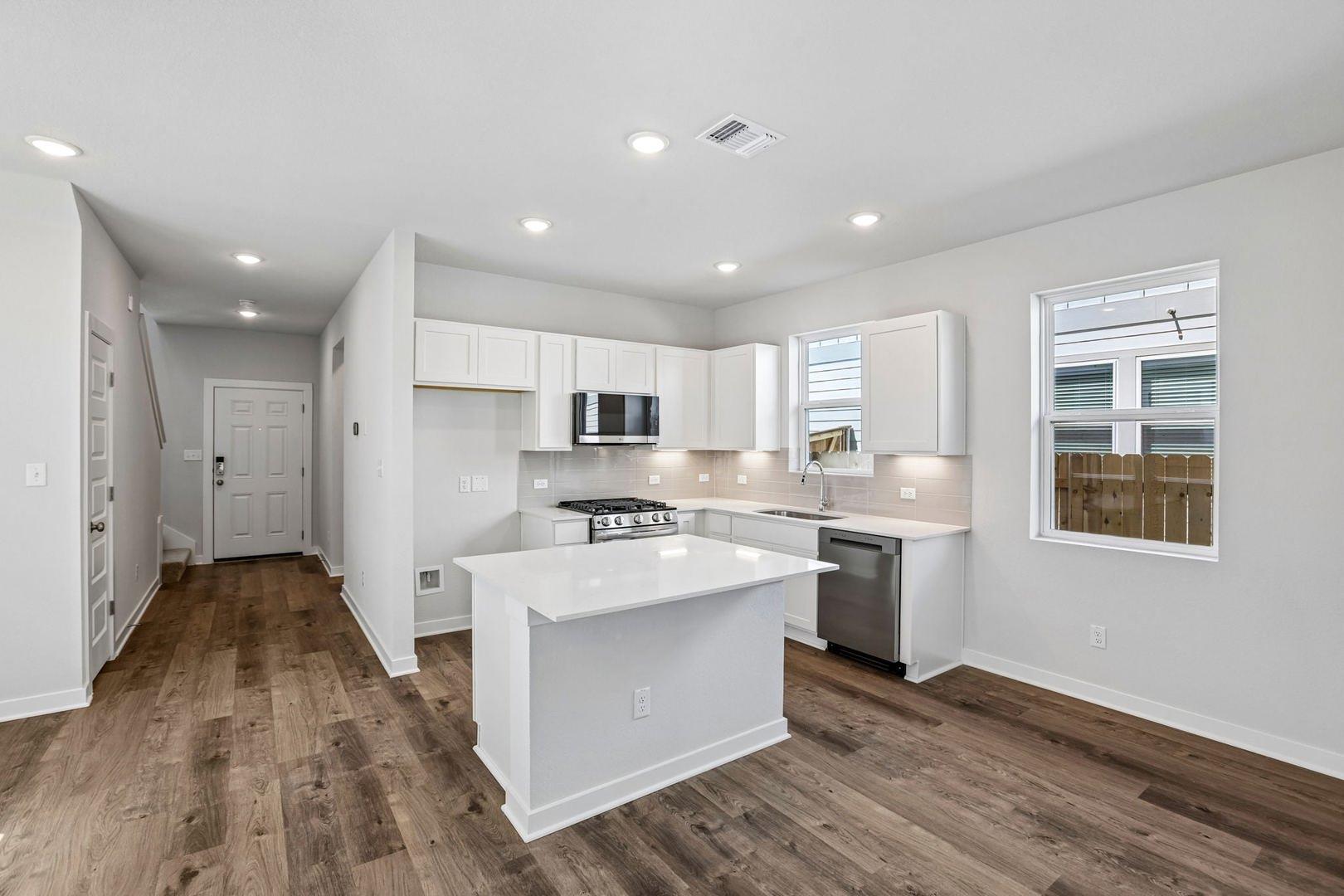 2046 Alice Jay WAY — photo 3