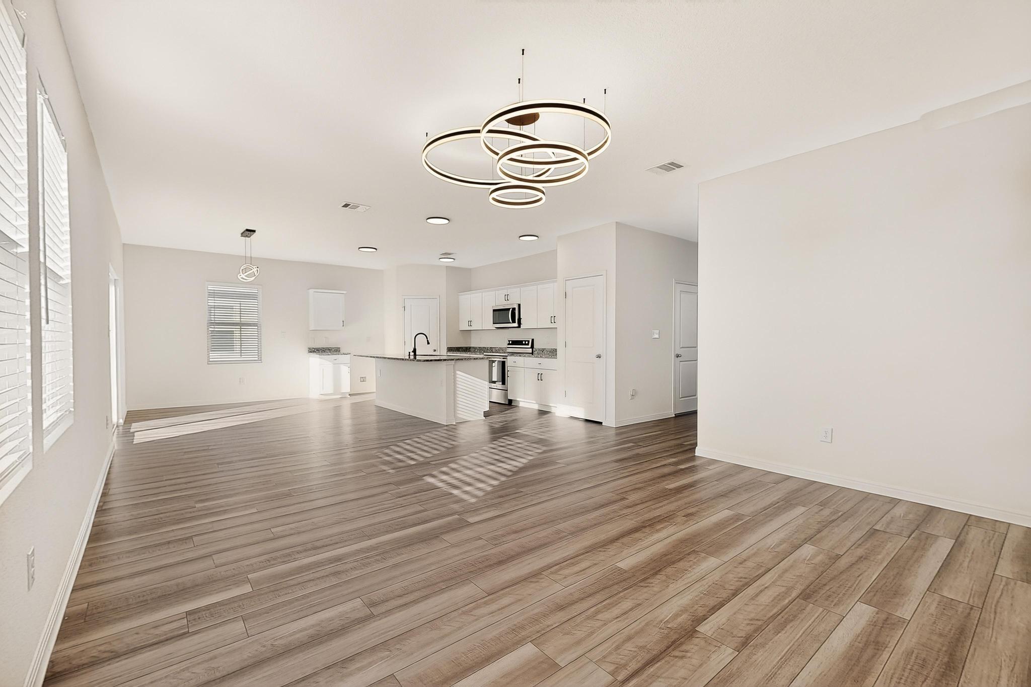 361 Wren LN — photo 4