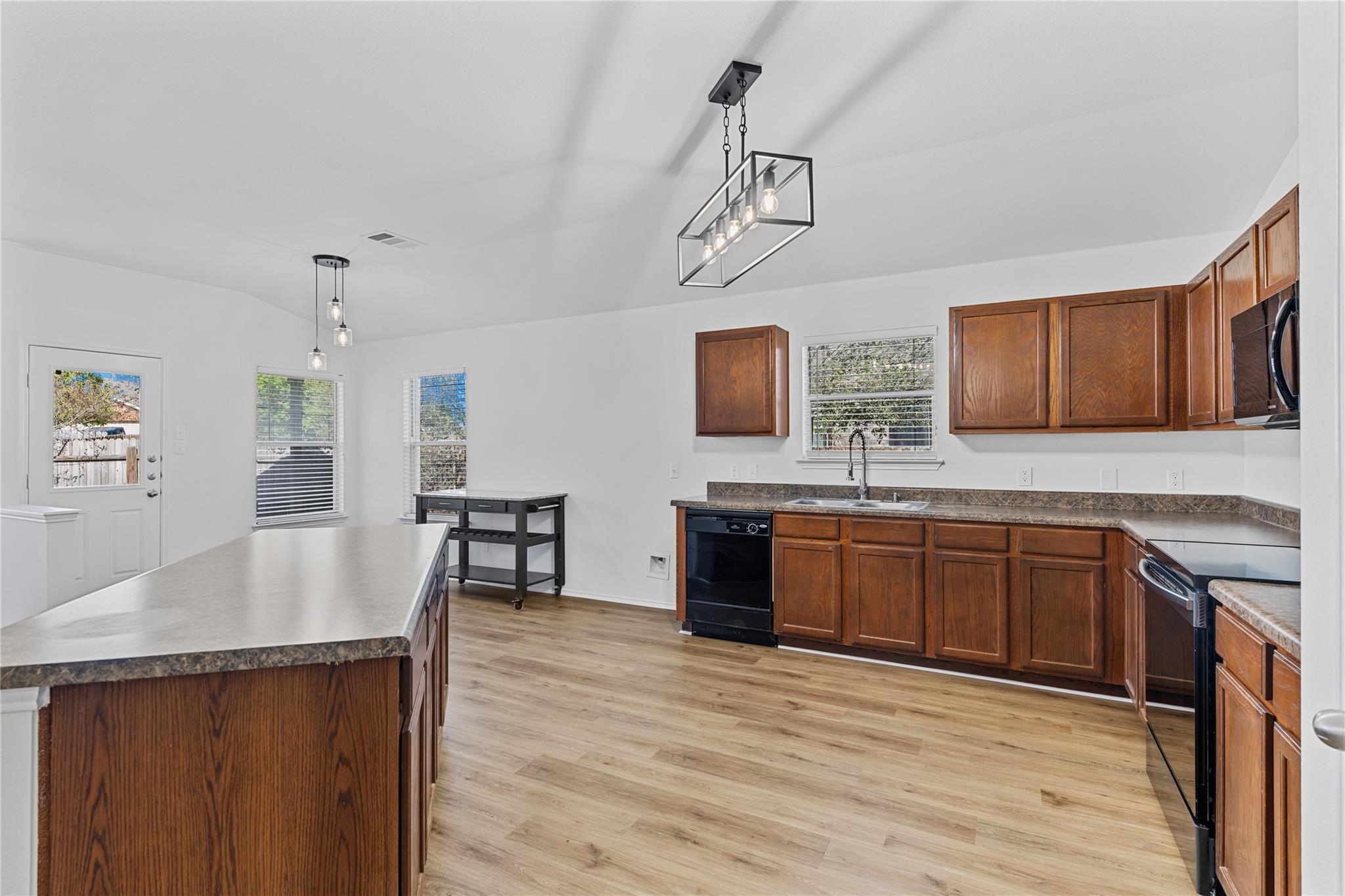 1310 Grande Mesa DR — photo 5