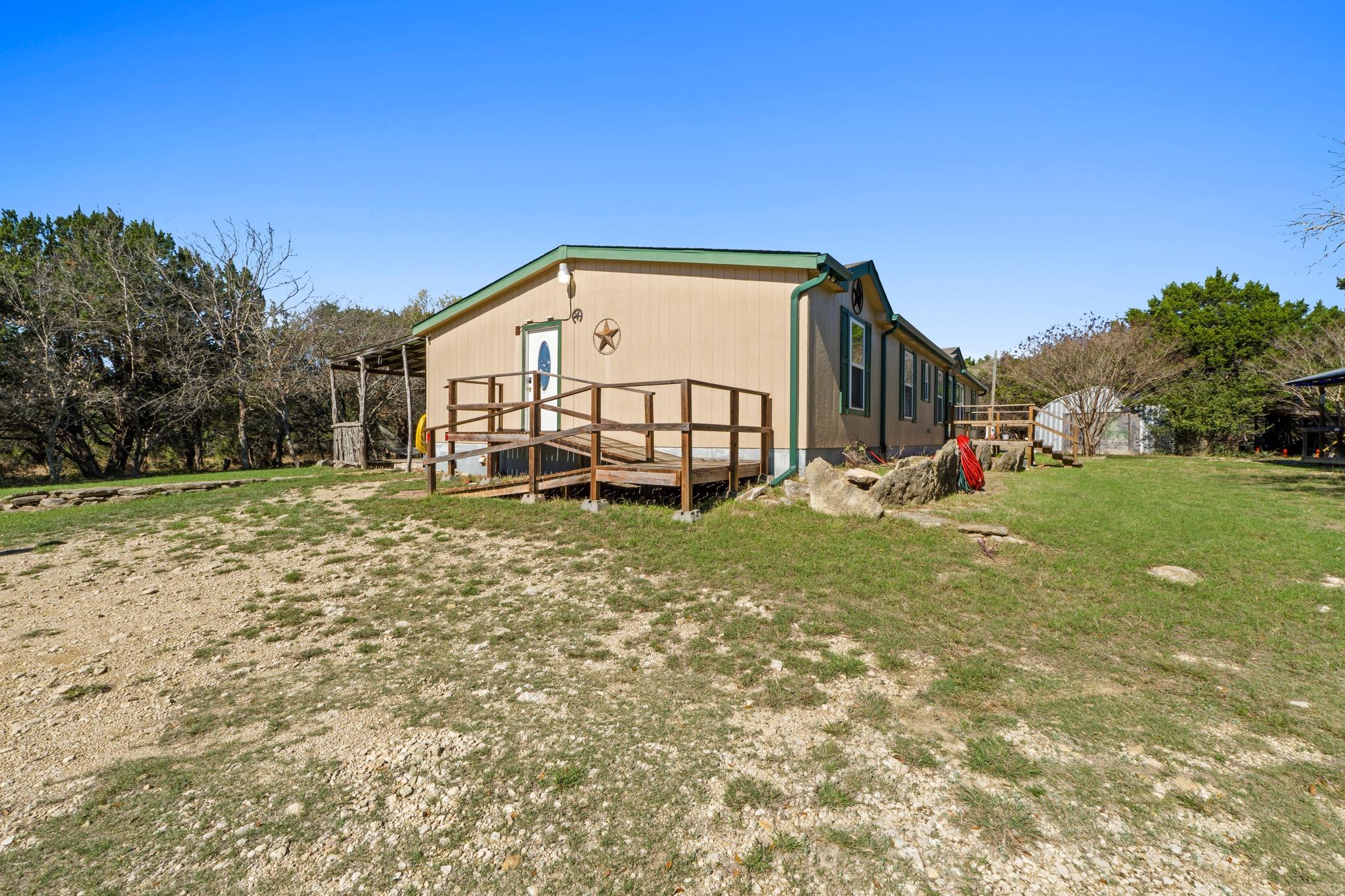 700 Mustang LN — photo 3