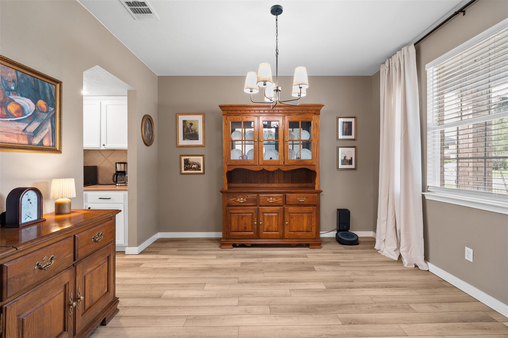 7107 Kevin DR — photo 5