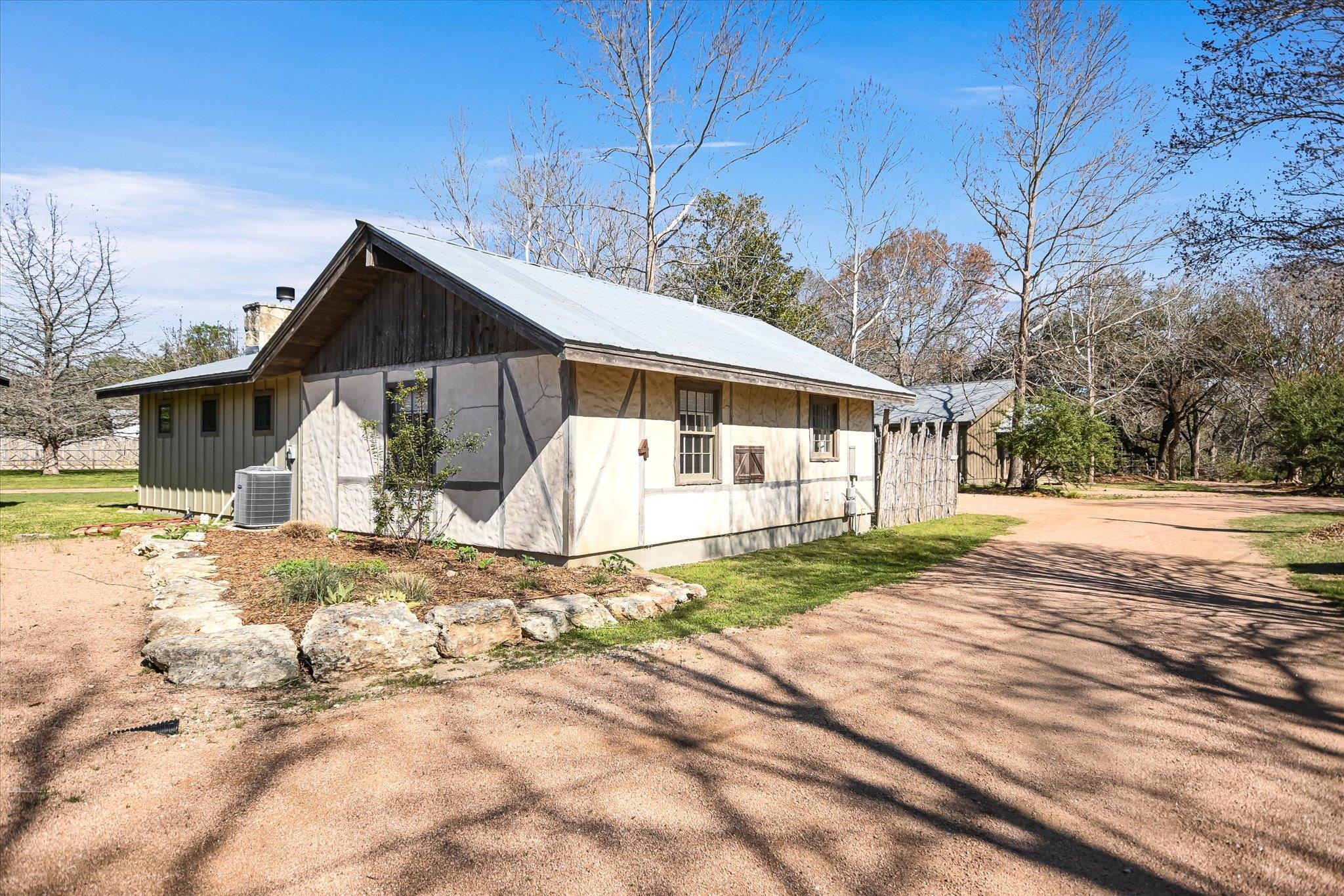 300 MILL RACE LN #4 — photo 3