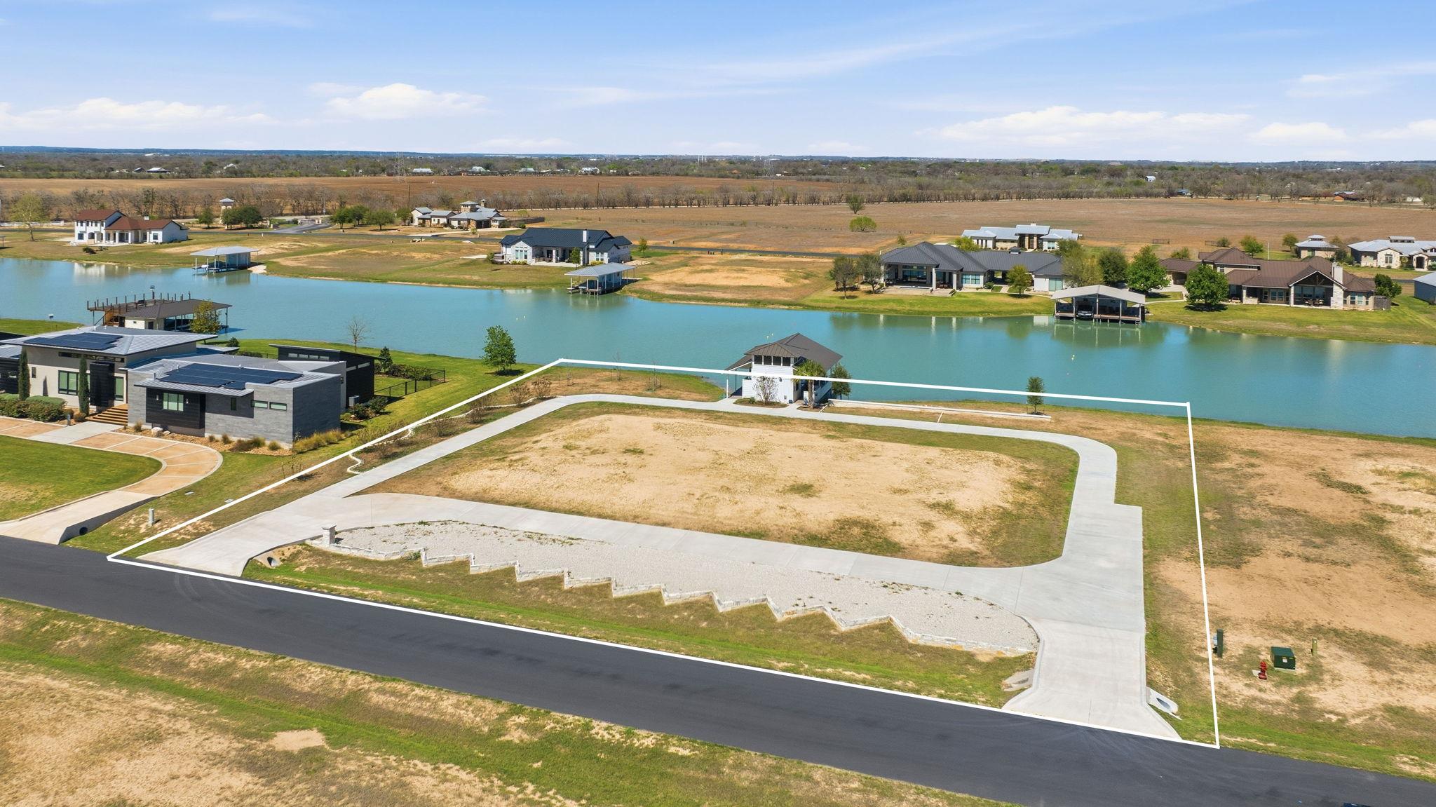 108 Lakeside CV — photo 3