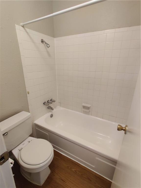 400 34th ST #104 — photo 4