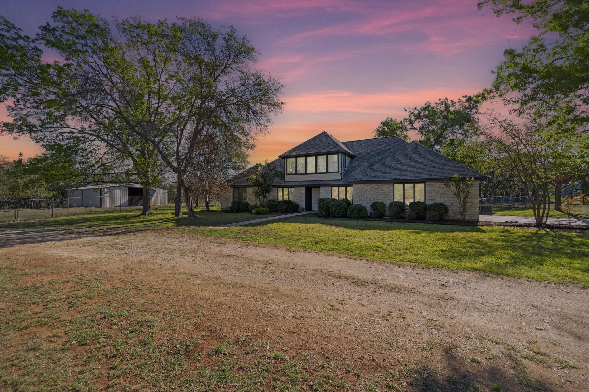 28 Country Oaks DR — photo 4