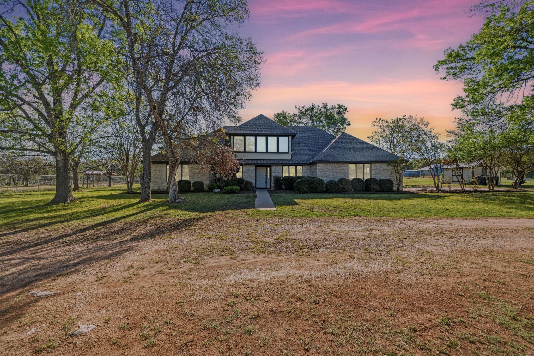 28 Country Oaks DR — photo 3